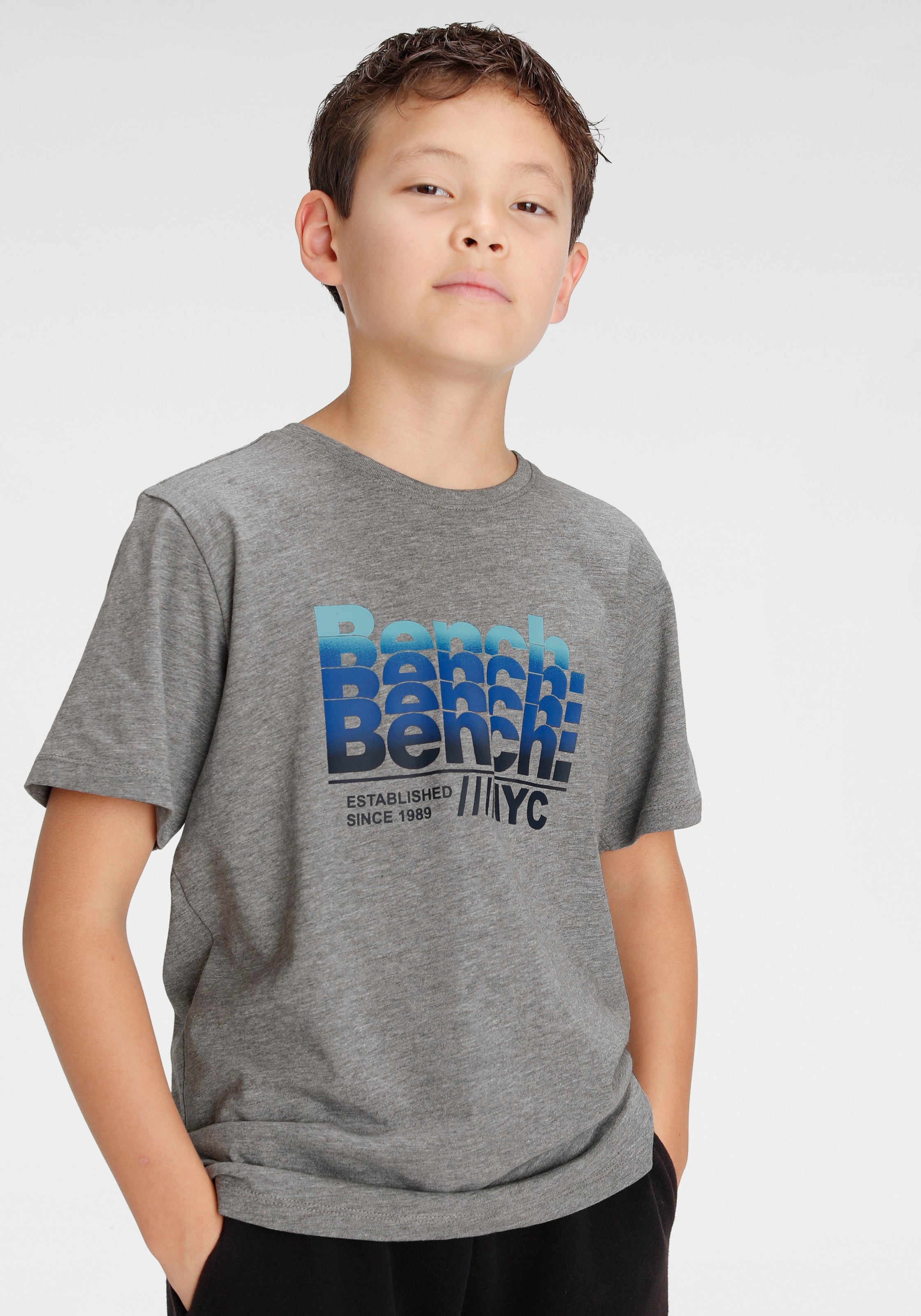 Bench. T-Shirt kaufen