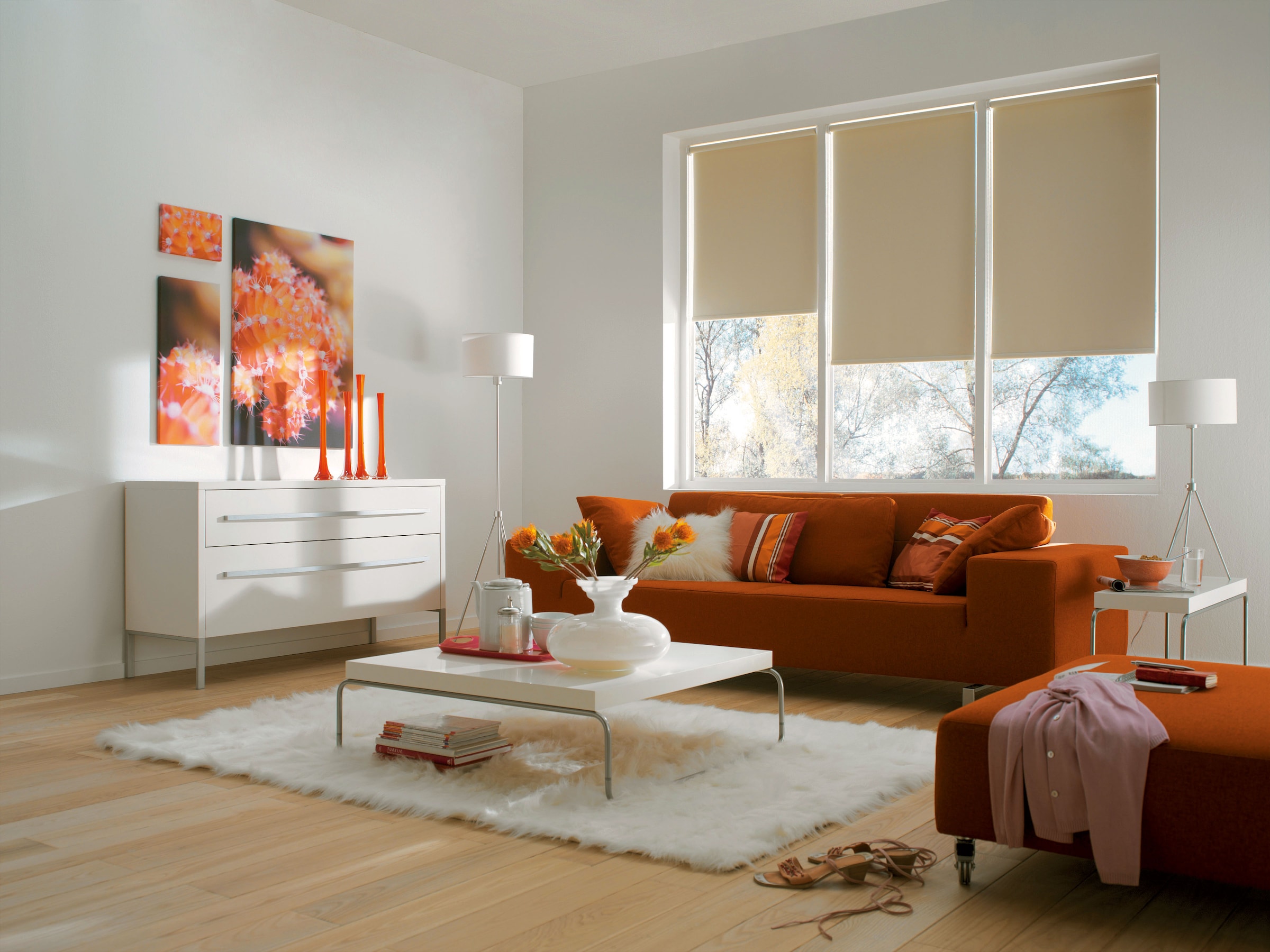 sunlines Elektrisches Rollo »New York«, Lichtschutz, Sichtschutz, mit Bohren, freihängend, appgesteuert via Bluetooth, mit Motor und Akku, weisser Fallstab