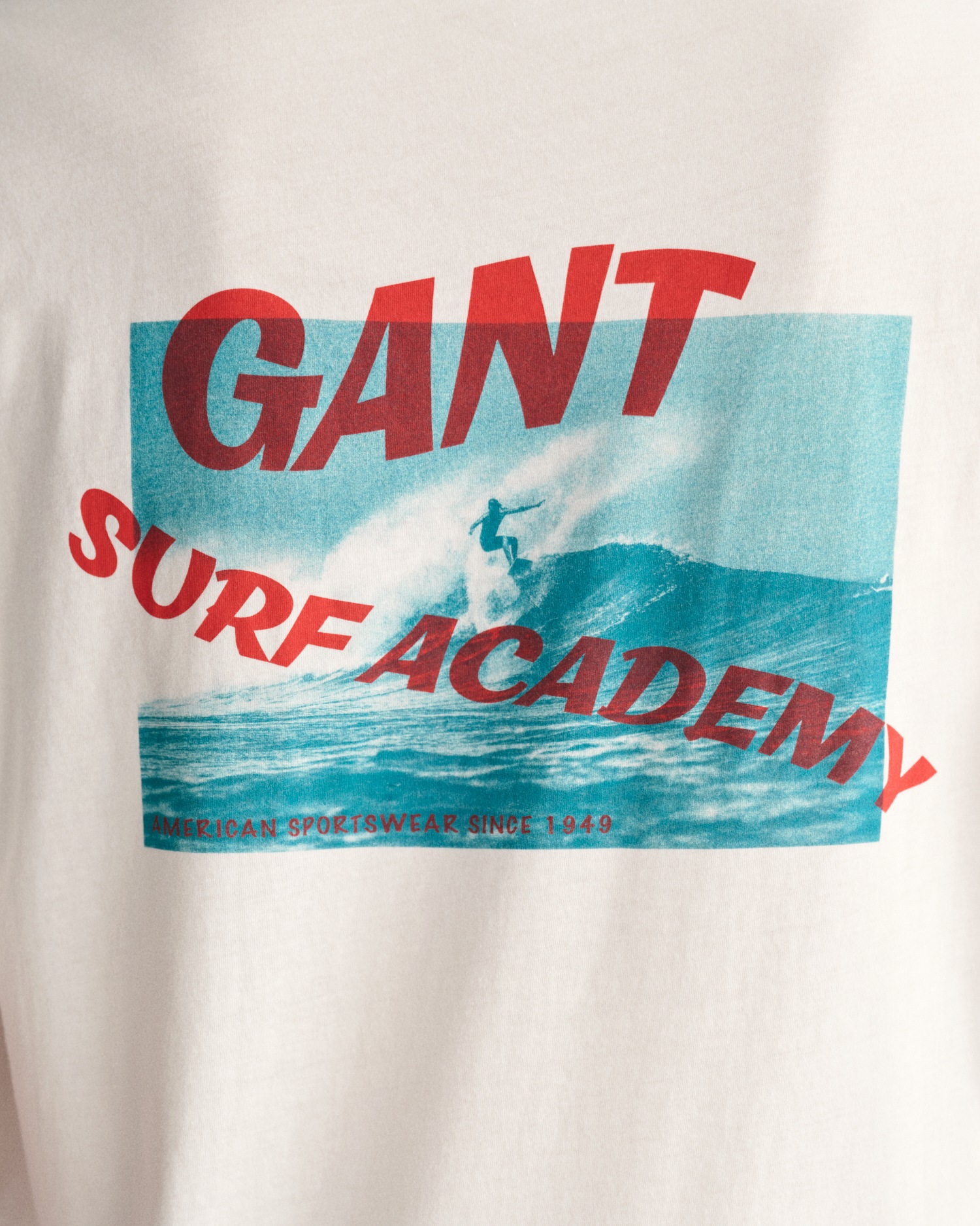 Gant T-Shirt »WASHED GRAPHIC SS T-SHIRT«, Mit Rückenprint