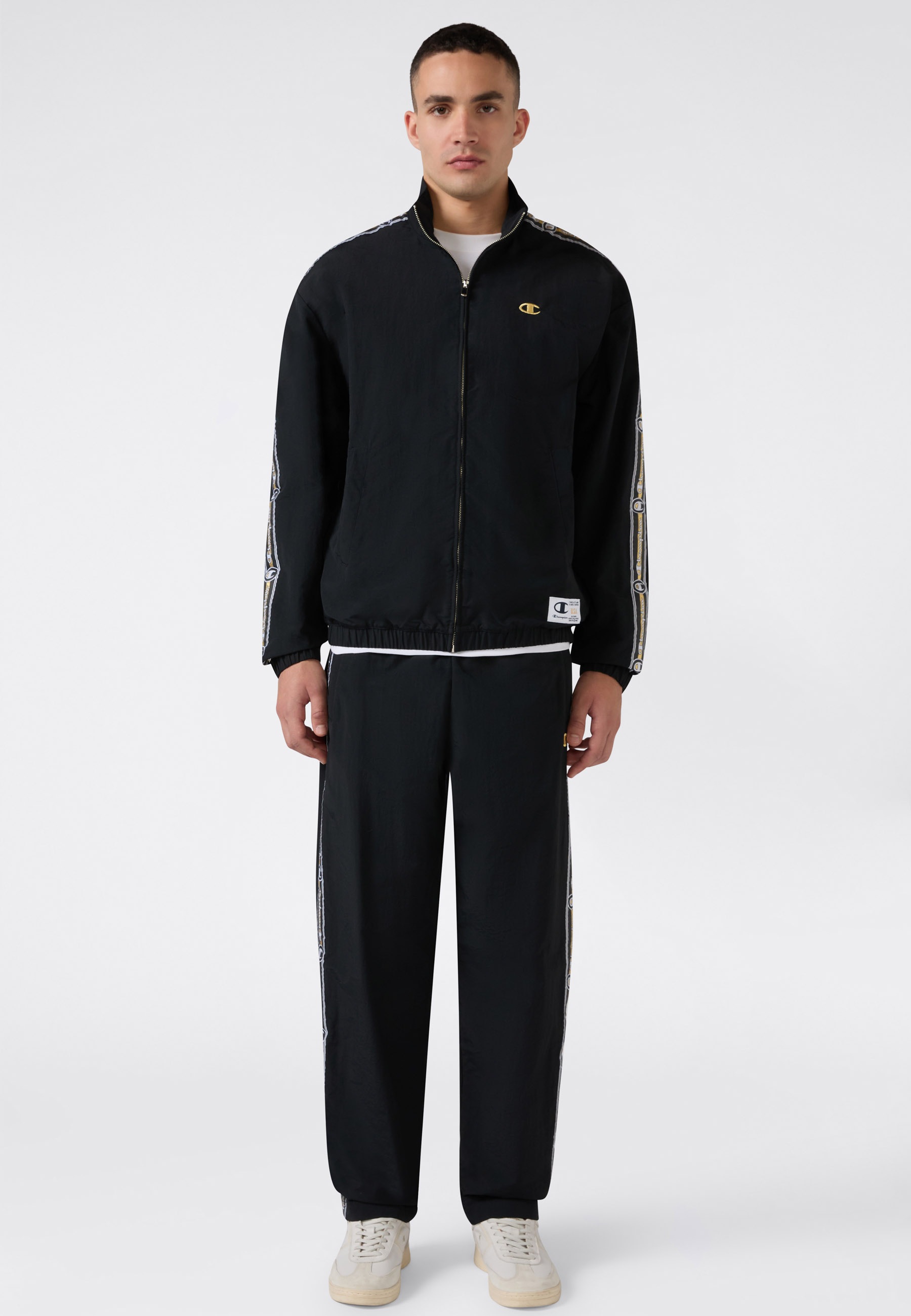 Champion Trainingshose »SPORTWEAR OPEN HEM PANTS Loose Fit Nylon«  mit sportlicher Optik, aus Polyamid
