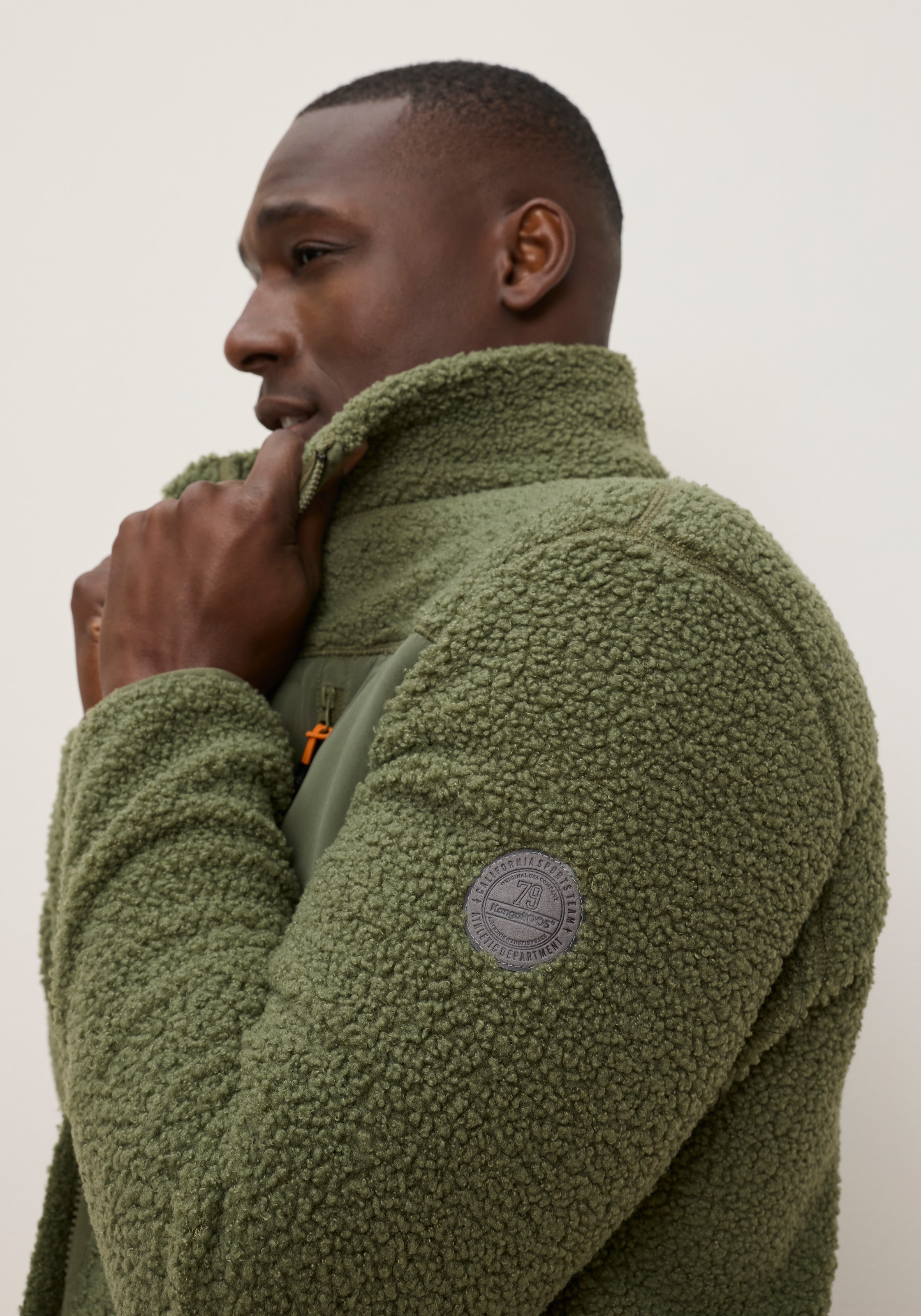 KangaROOS Fleecejacke Teddy Fleece Jacke mit  Brusttaschen für den Übergang