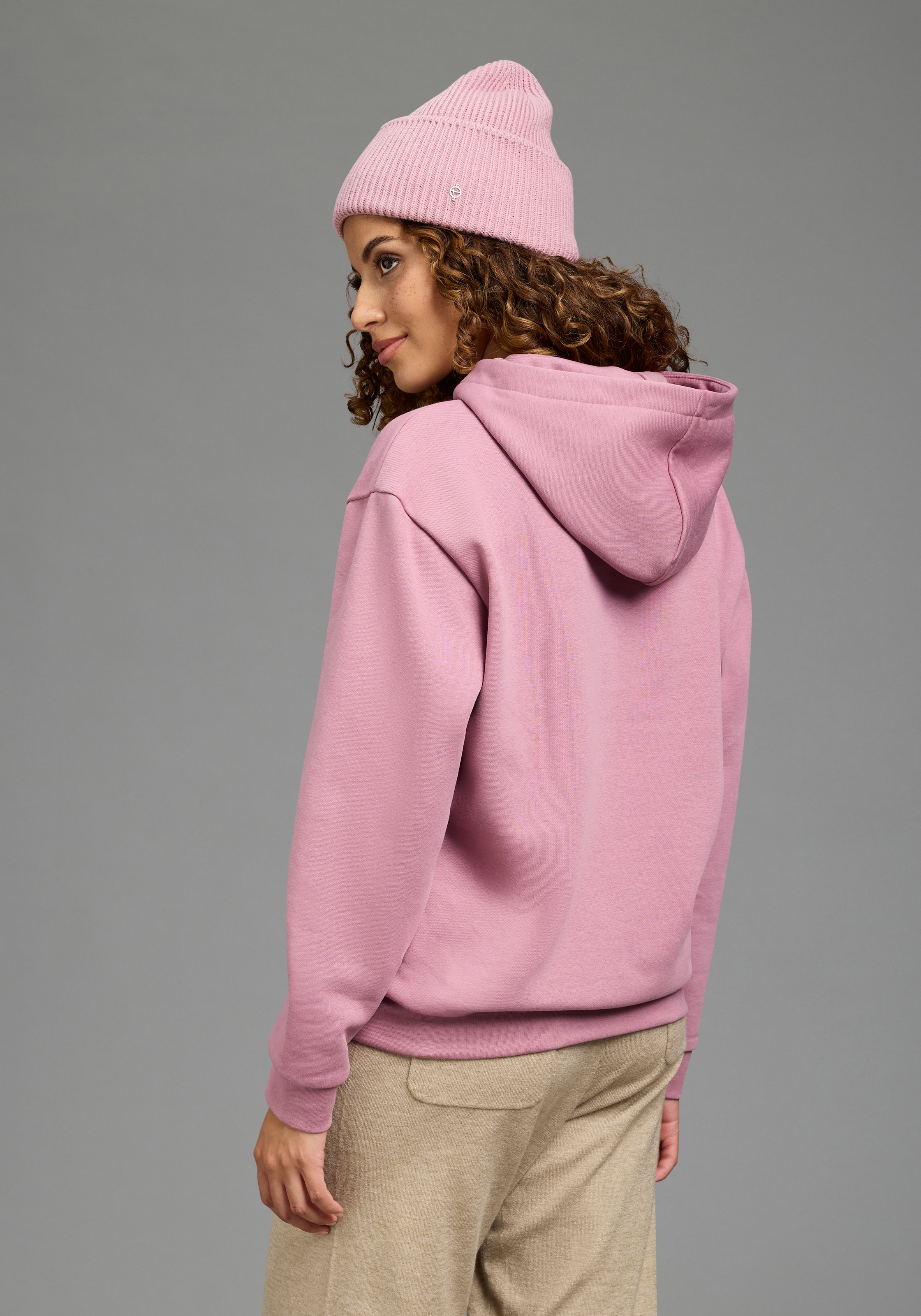 KangaROOS Sweat à capuche , avec capuche, coupe ample, longueur hanches, aussi en grandes tailles

