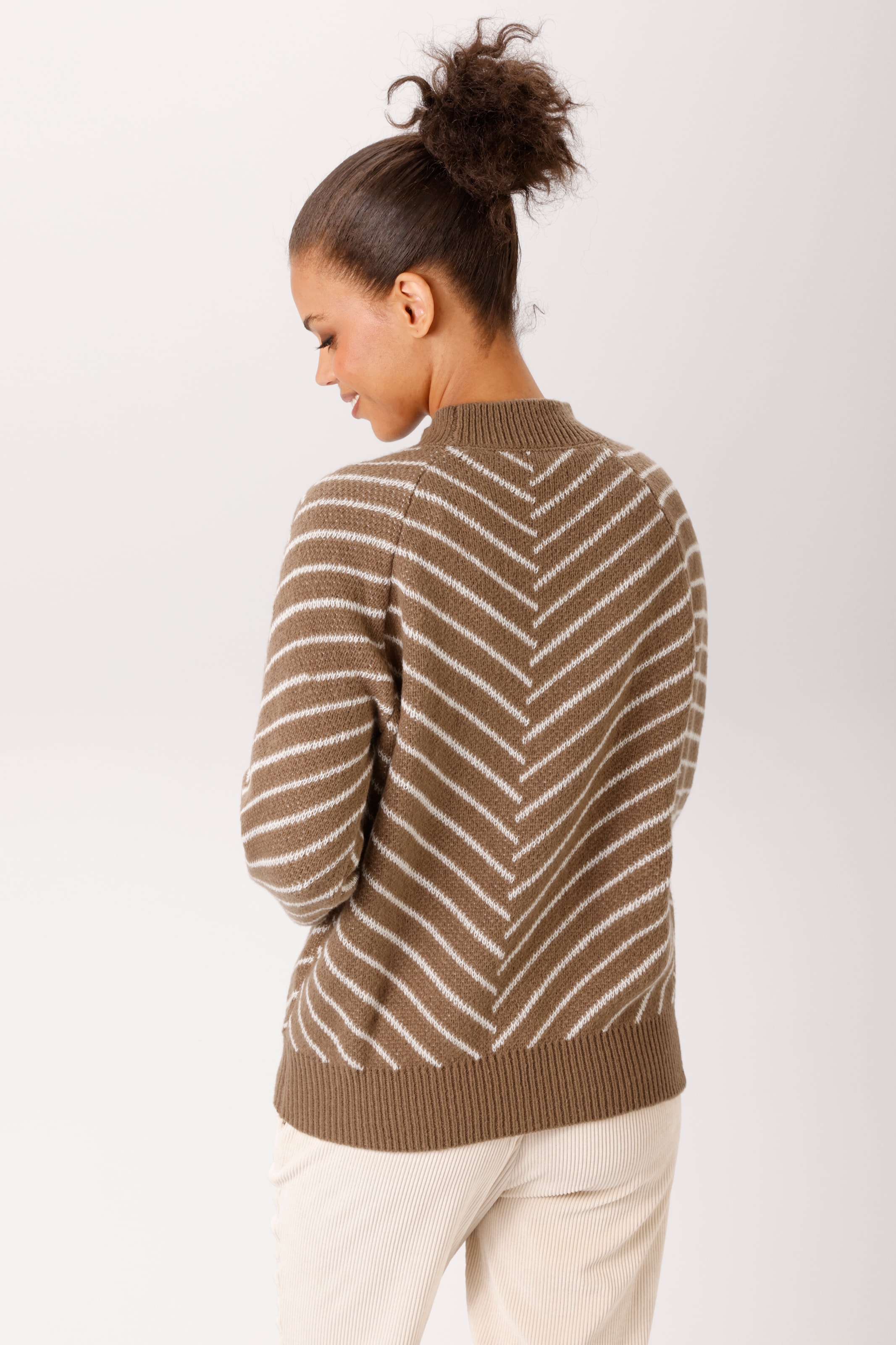 Aniston CASUAL Pull en tricot dans un dessin rayé extravagant - NOUVELLE COLLECTION