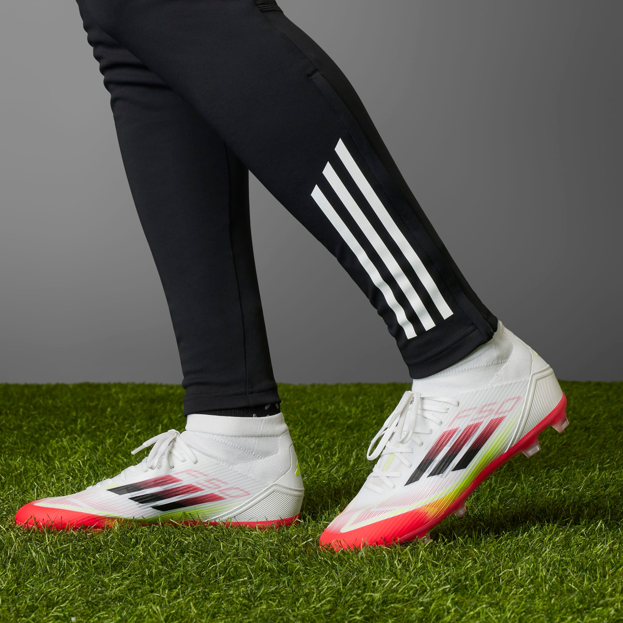 adidas Performance Fussballschuh »F50 LEAGUE MID FG/MG«