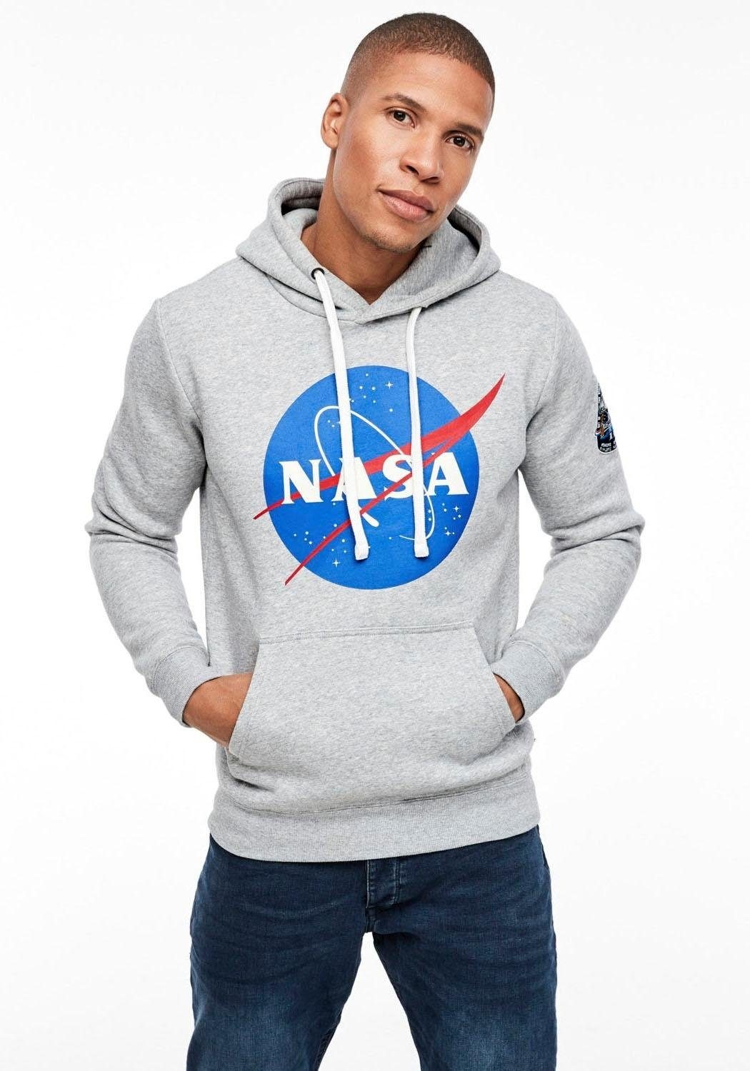 Image of Q/S by s.Oliver Kapuzensweatshirt, mit Badge am Ärmel bei Ackermann Versand Schweiz