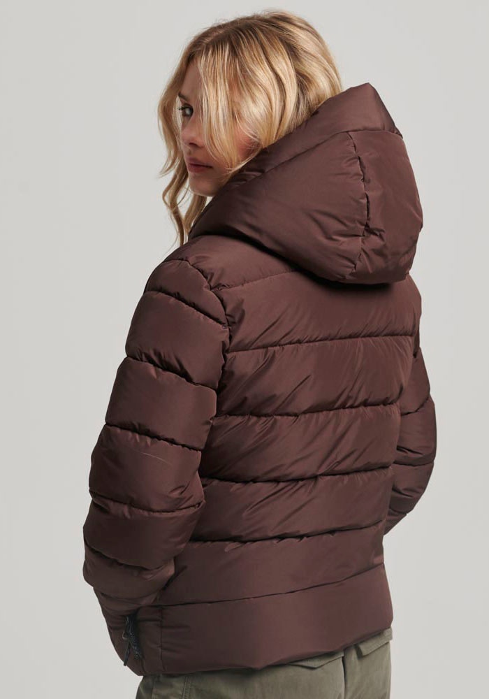 Superdry Steppjacke »HOODED SPIRIT SPORTS PUFFER«, mit Kapuze, aus wasserabweisendem Material