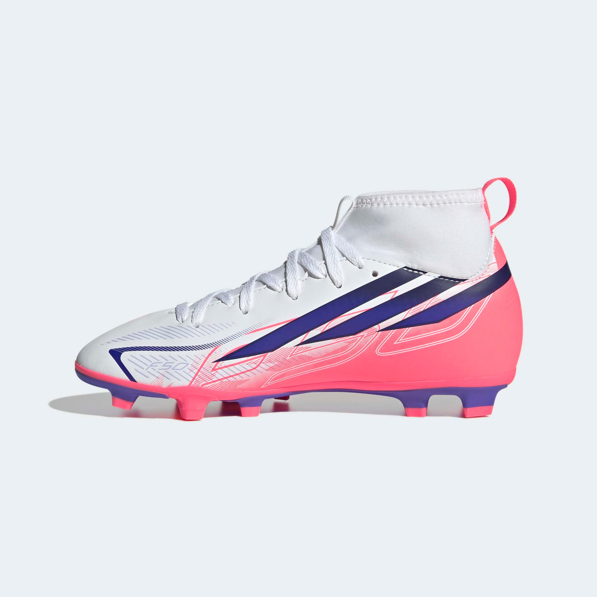 adidas Performance Chaussure de football »F50 HYPERFAST CLUB KIDS , FESTE BÖDEN/GEMISCHTE BÖDEN, HALBHOCH GESCHN«  adapté à de nombreux types de sols, pour adolescents et enfants