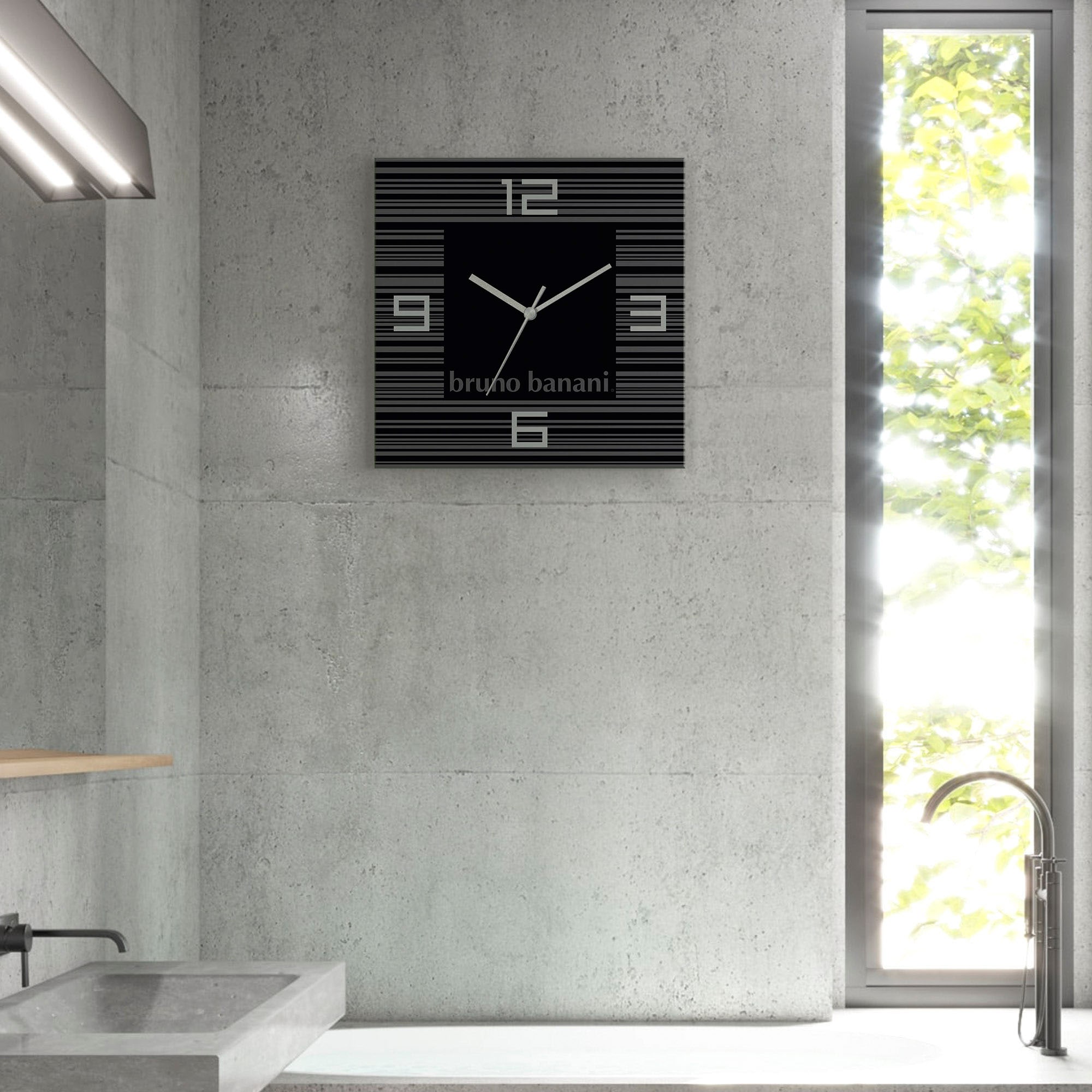 Image of Bruno Banani Wanduhr "Thin Stripes auf Alu" wahlweise mit Quarz- oder Funkuhrwerk, lautlos ohne Tickgeräusche