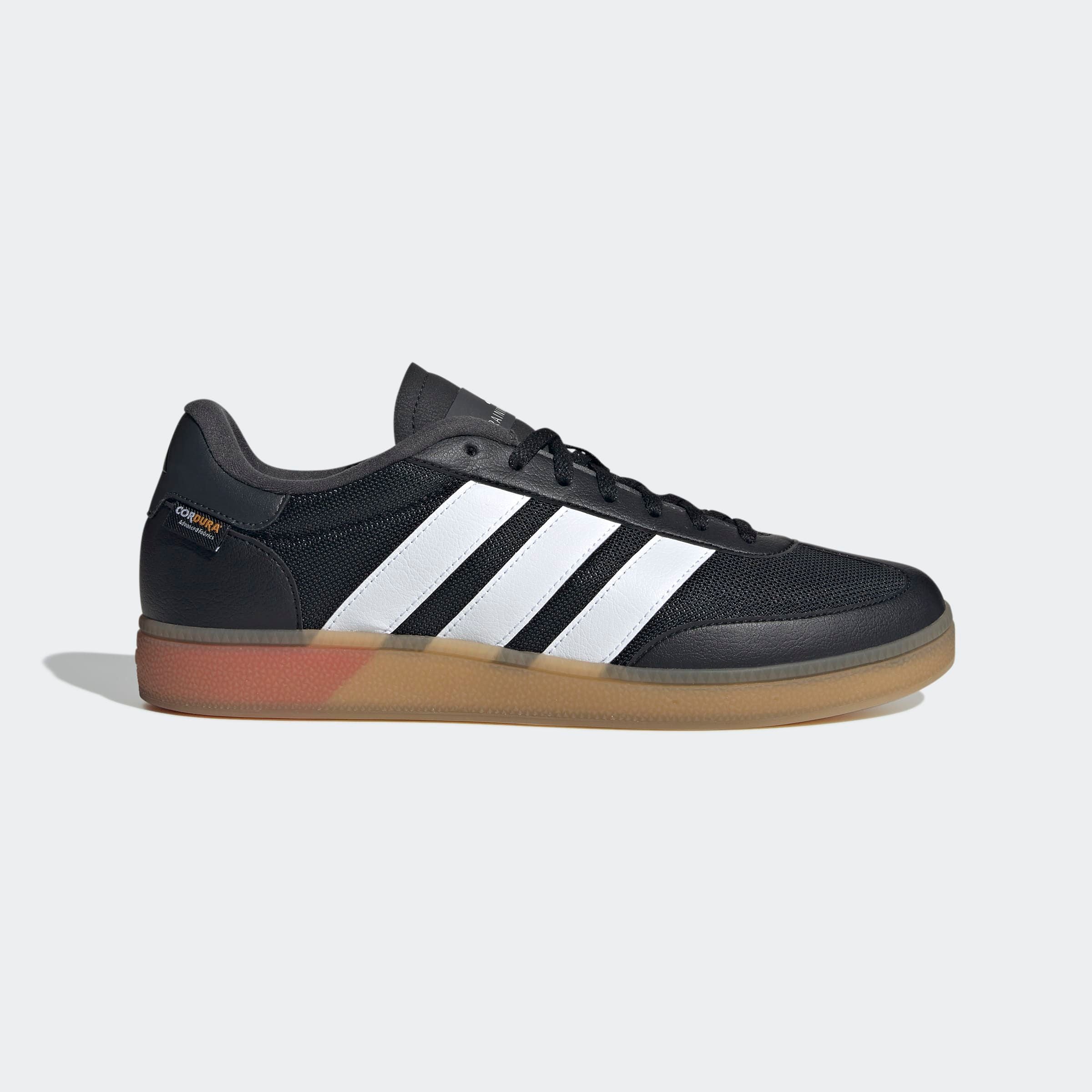 adidas Performance Chaussure d'entraînement »SPEZIAL«  particulièrement adapté pour la salle de sport et le fitness
