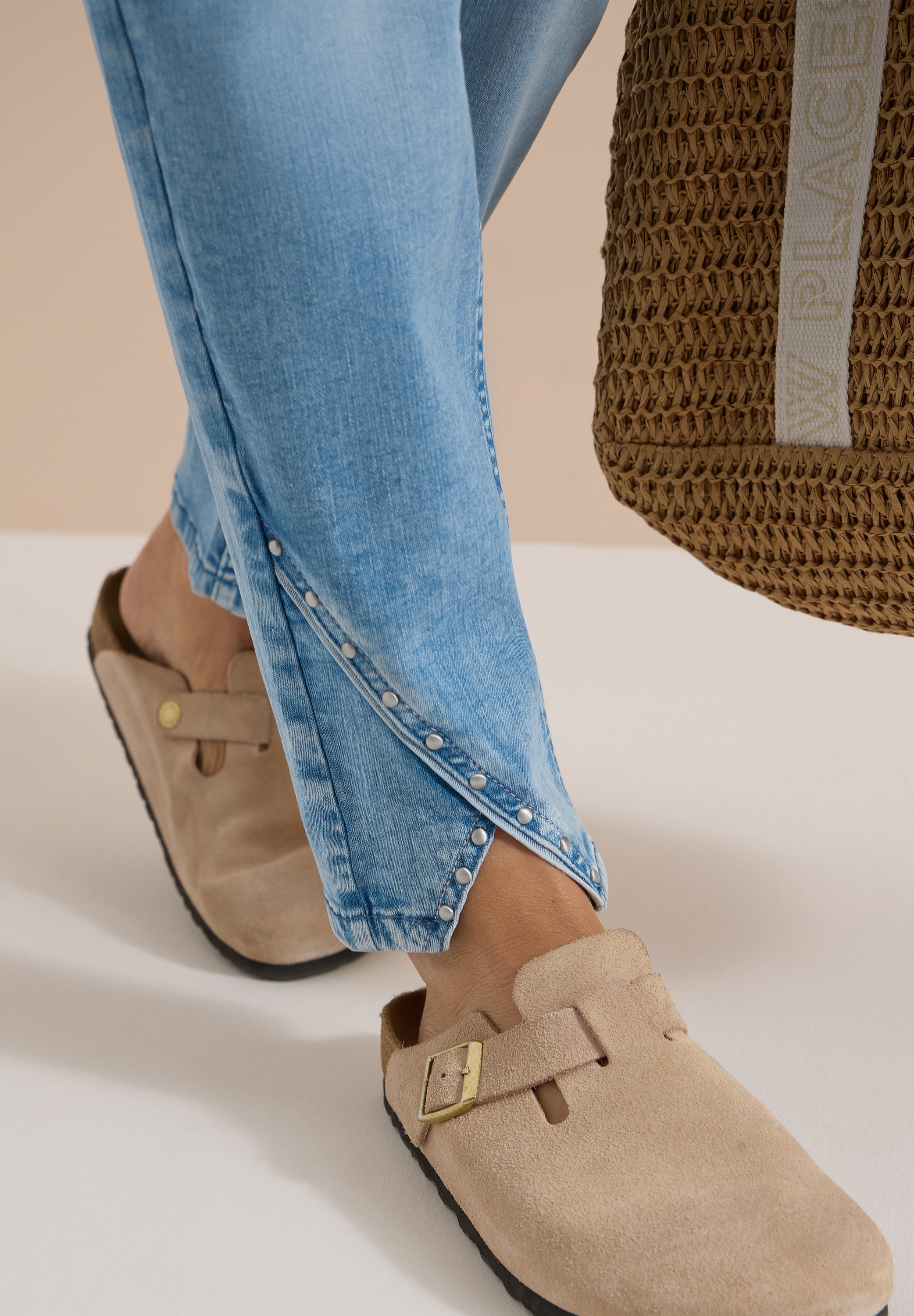 Cecil Jeans droit »Style Scarlett« avec détails cloutés / style 5 poches / stretch