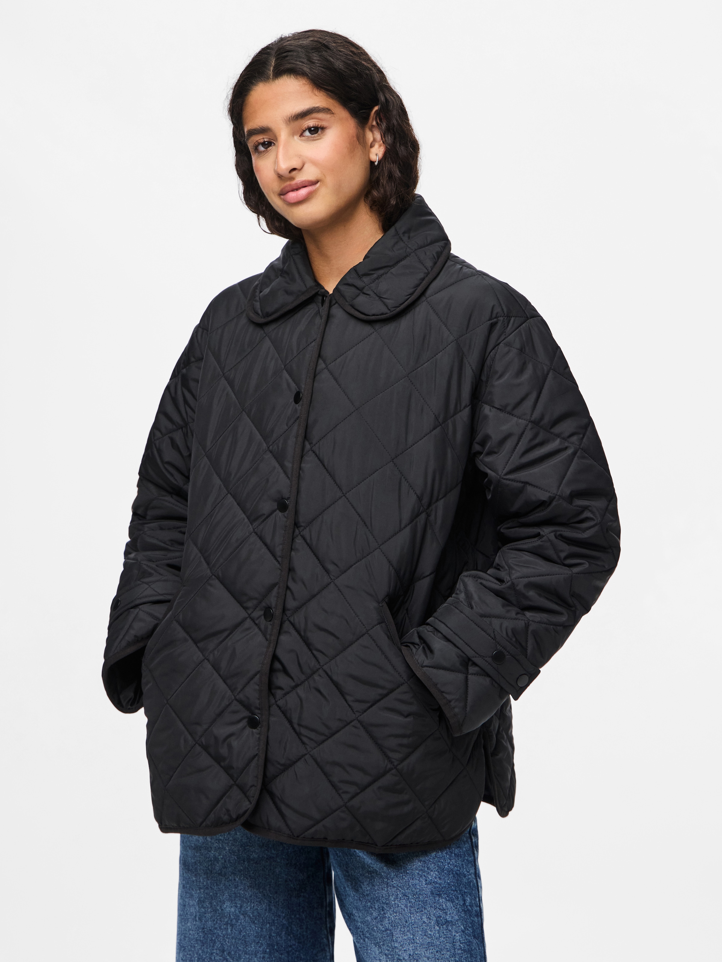 Image of pieces Steppjacke "PCEMILY SHORT QUILTED JACKET NOOS BC" Kunstfaser