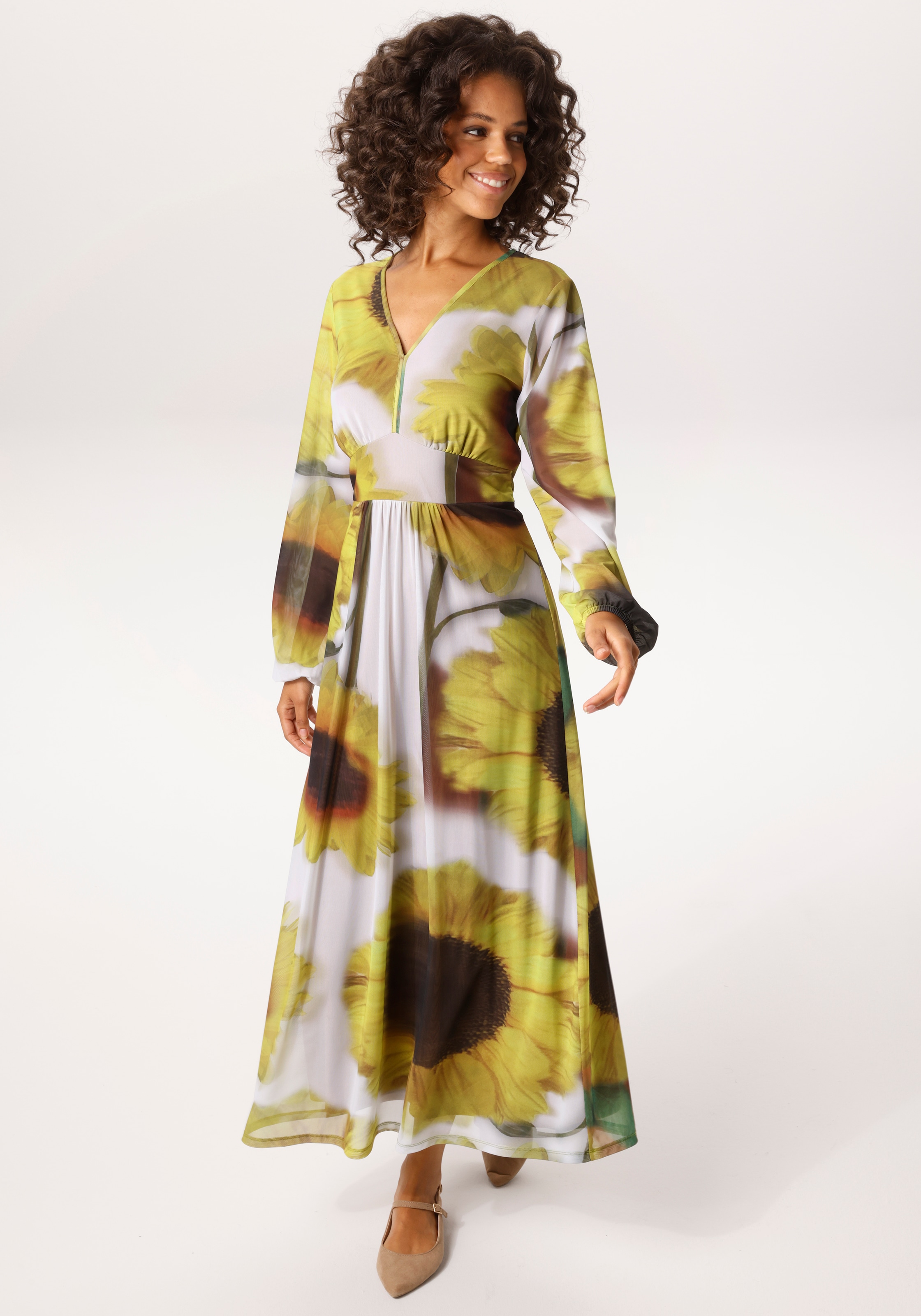 Image of Aniston CASUAL Maxikleid mit grossflächigen Sonnenblumen bedruckt