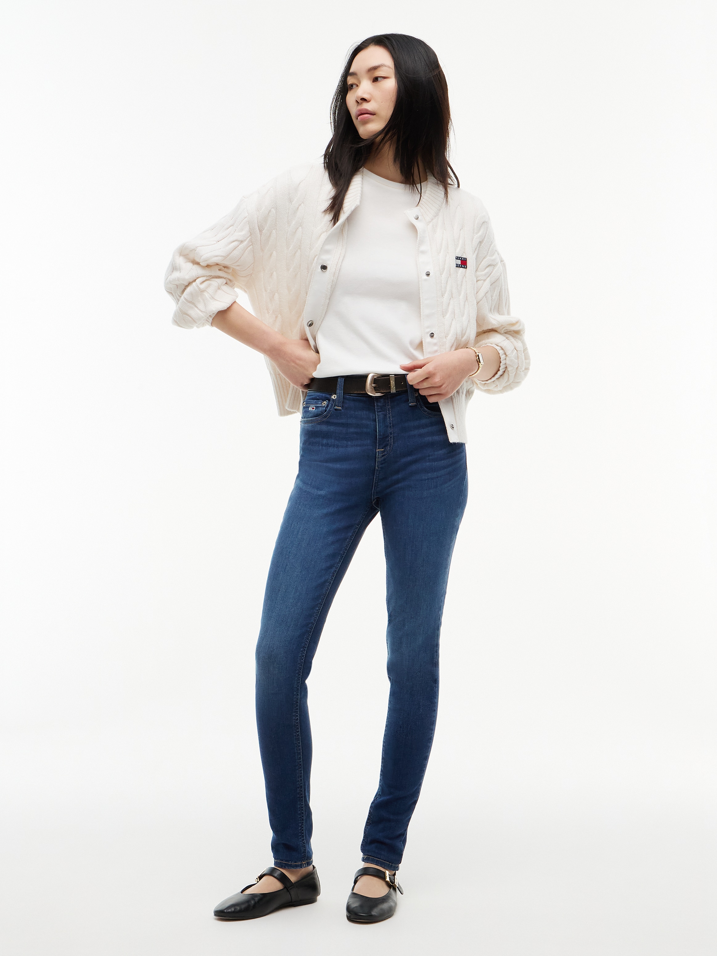 Tommy Jeans Skinny-fit-Jeans »NORA MID RISE« mit Waschung, Logo-Badge