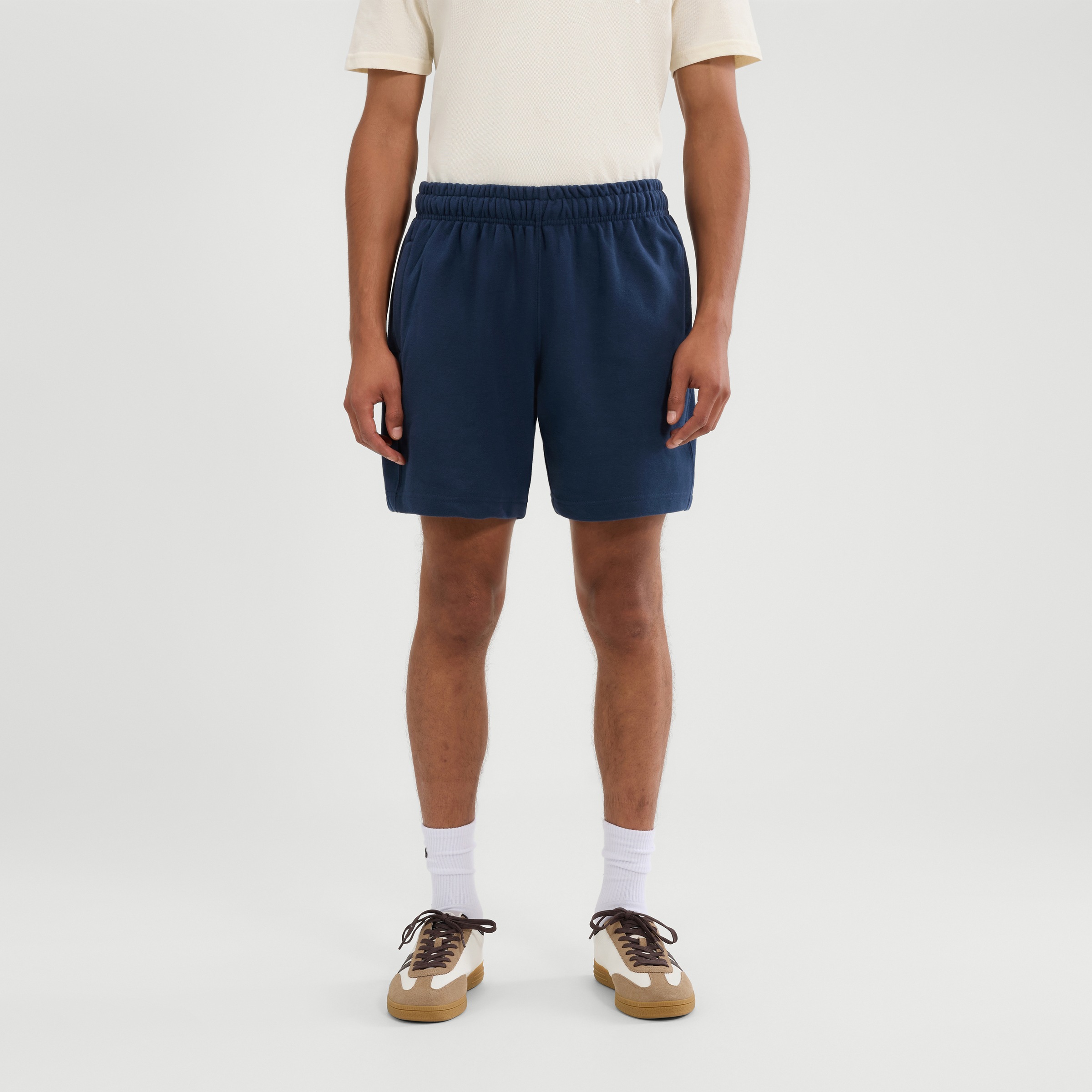 Image of Ellesse Sweatshorts "ZANICA SWEAT SHORT" mit Seitennahttaschen, aus Baumwolle und Polyester