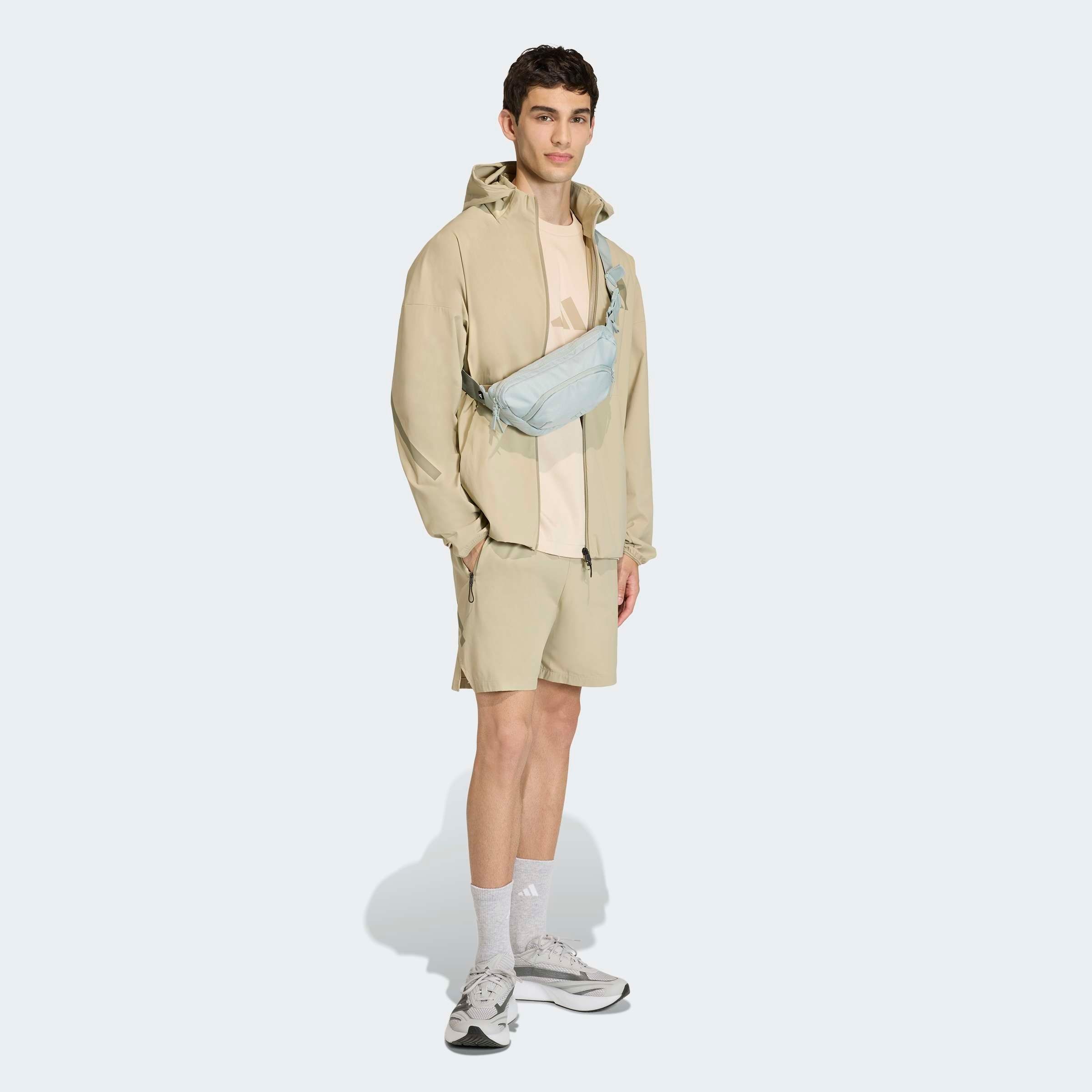 adidas Sportswear T-shirt »M Z.N.E. TEE« sportlicher Stil, Kurzarm, aus Baumwolle, ohne Verschluss