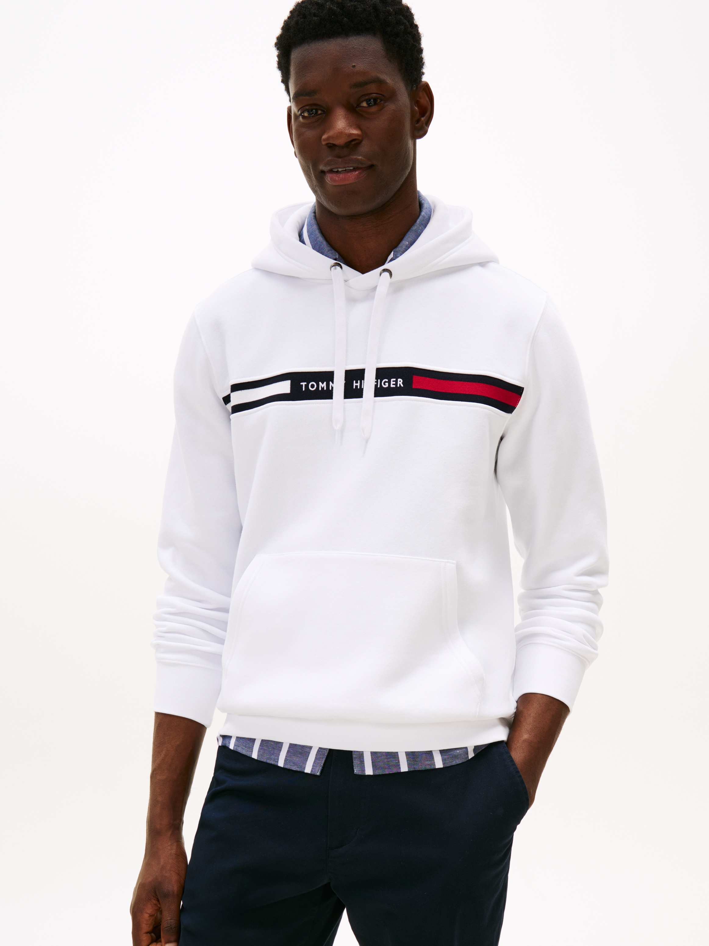 Tommy Hilfiger Kapuzensweatshirt »HILFIGER CHEST INSERT HOODY mit Kapuze und Logoschriftzug«, unifarben, casual, regular fit, Baumwollmix, Kapuze