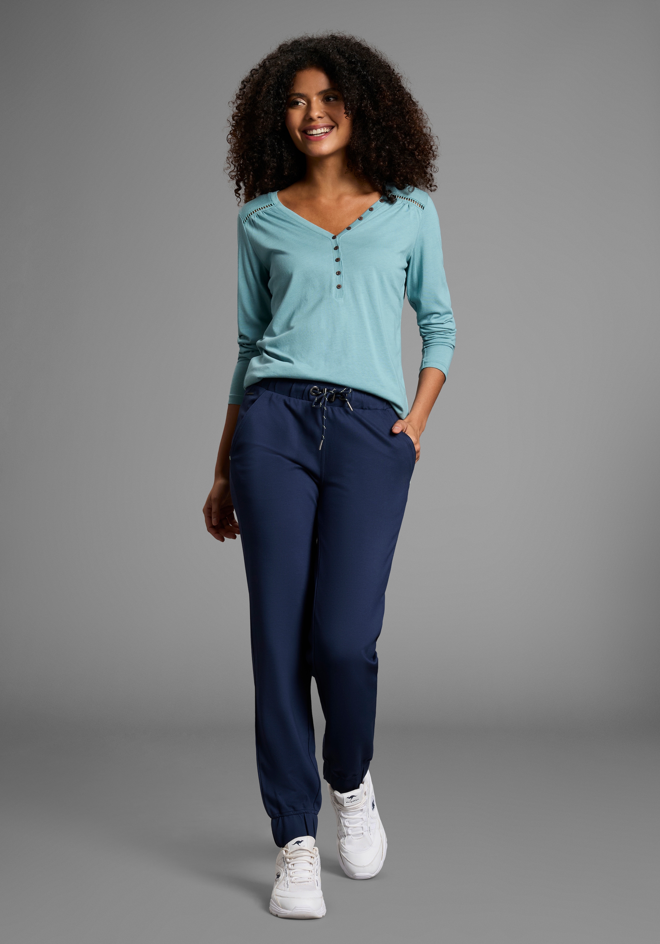 KangaROOS T-shirt à manches longues mit Knopfleiste und süssen Details