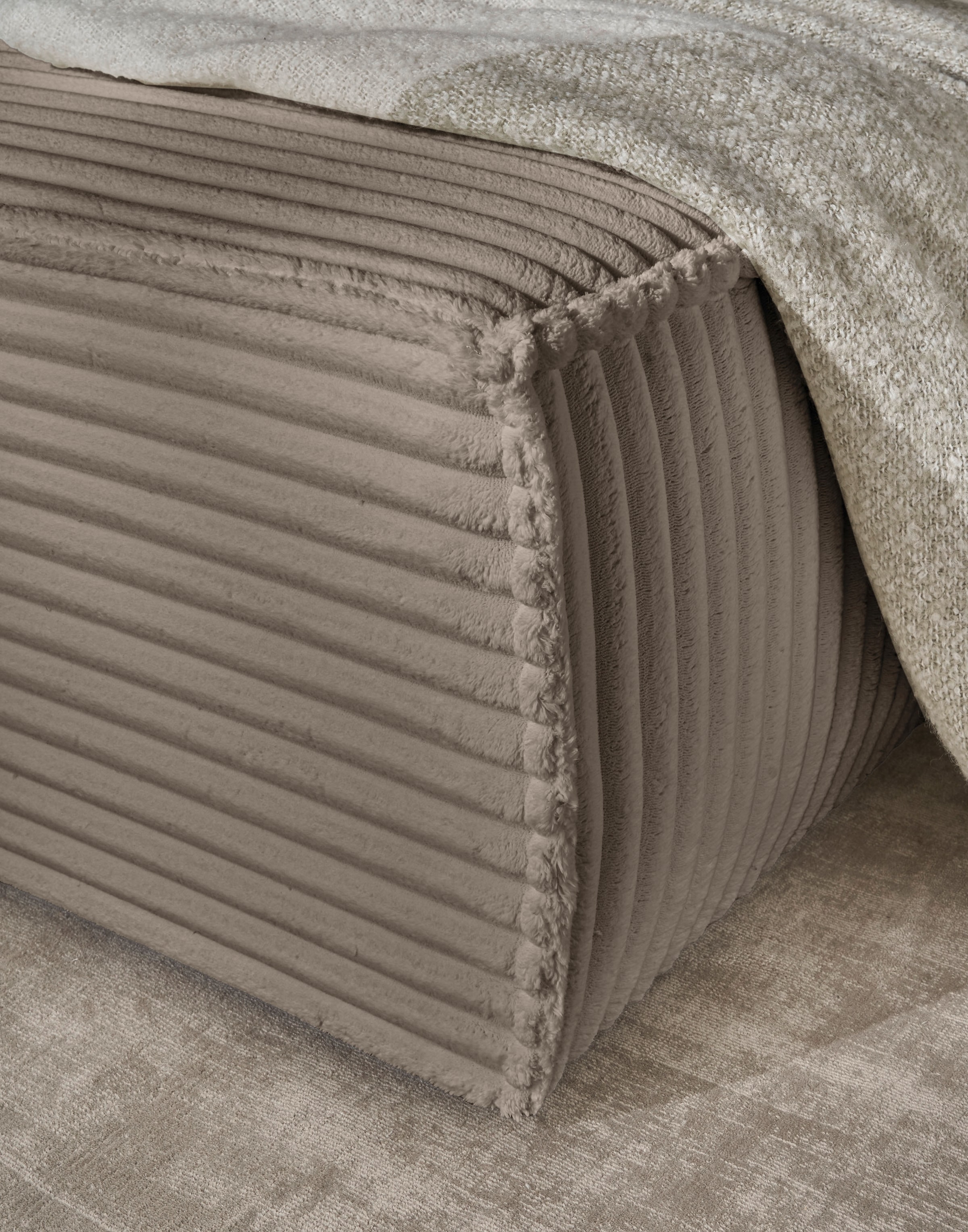 andas Wohnlandschaft »FINNLEY U-Form XXL 329 cm, Schlafsofa, Schlaffunktion m. Bettkasten«, (194/139 cm), Bouclé, Struktur und Cord