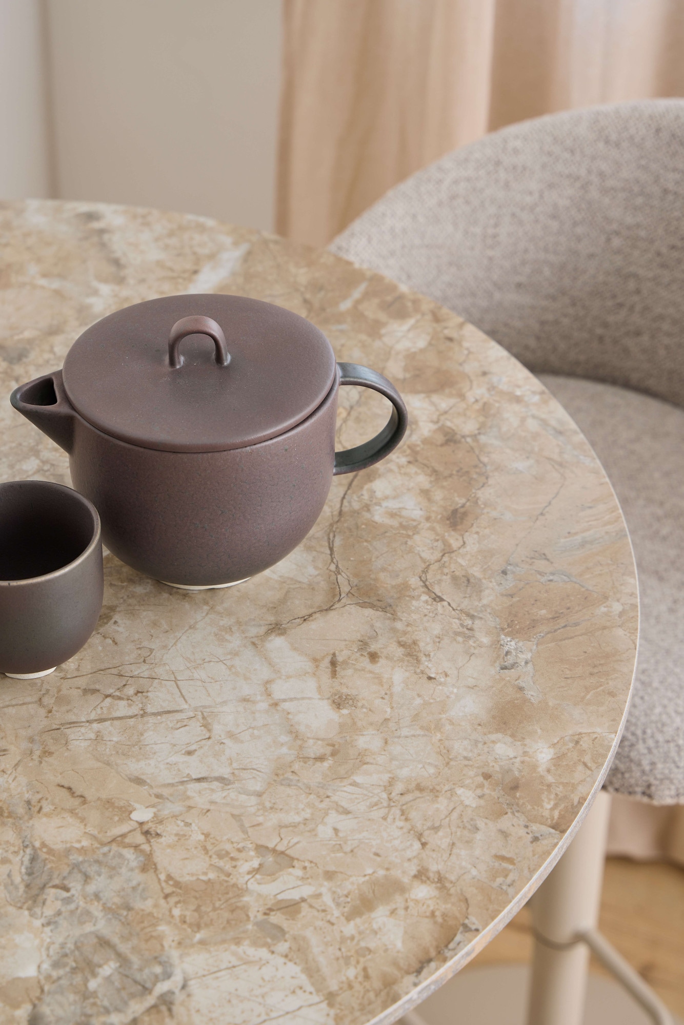 ACTONA GROUP Table de bar »Stehtisch« L/P/H : 80x80x105 cm,  table marron, plateau en céramique poli