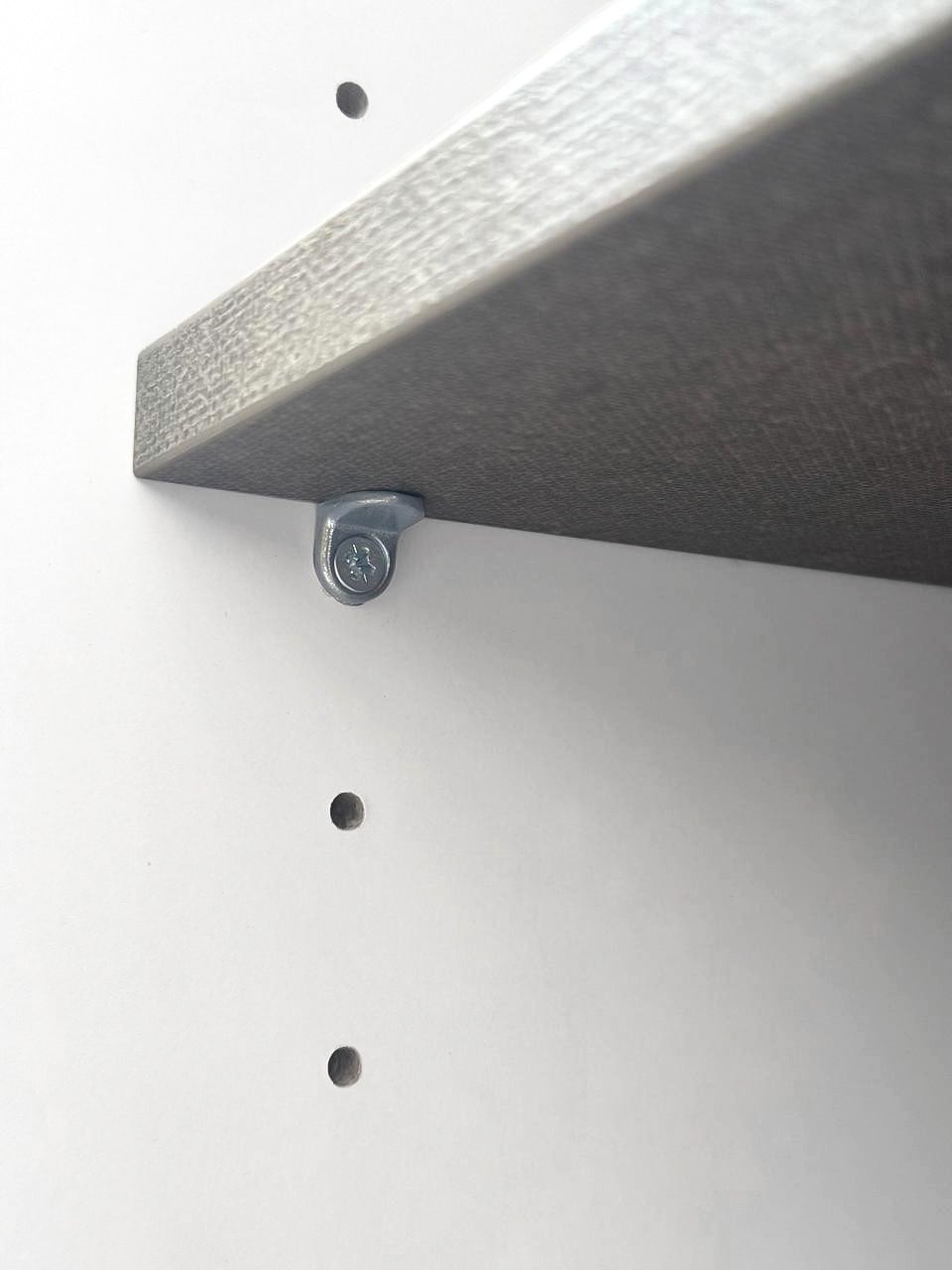 INOSIGN Kleiderschrank »AMETISTA, Drehtürenschrank, designgeformten Fronten« Made in Italy, hochglanz lackiert, Basisausführung, Zubehör extra