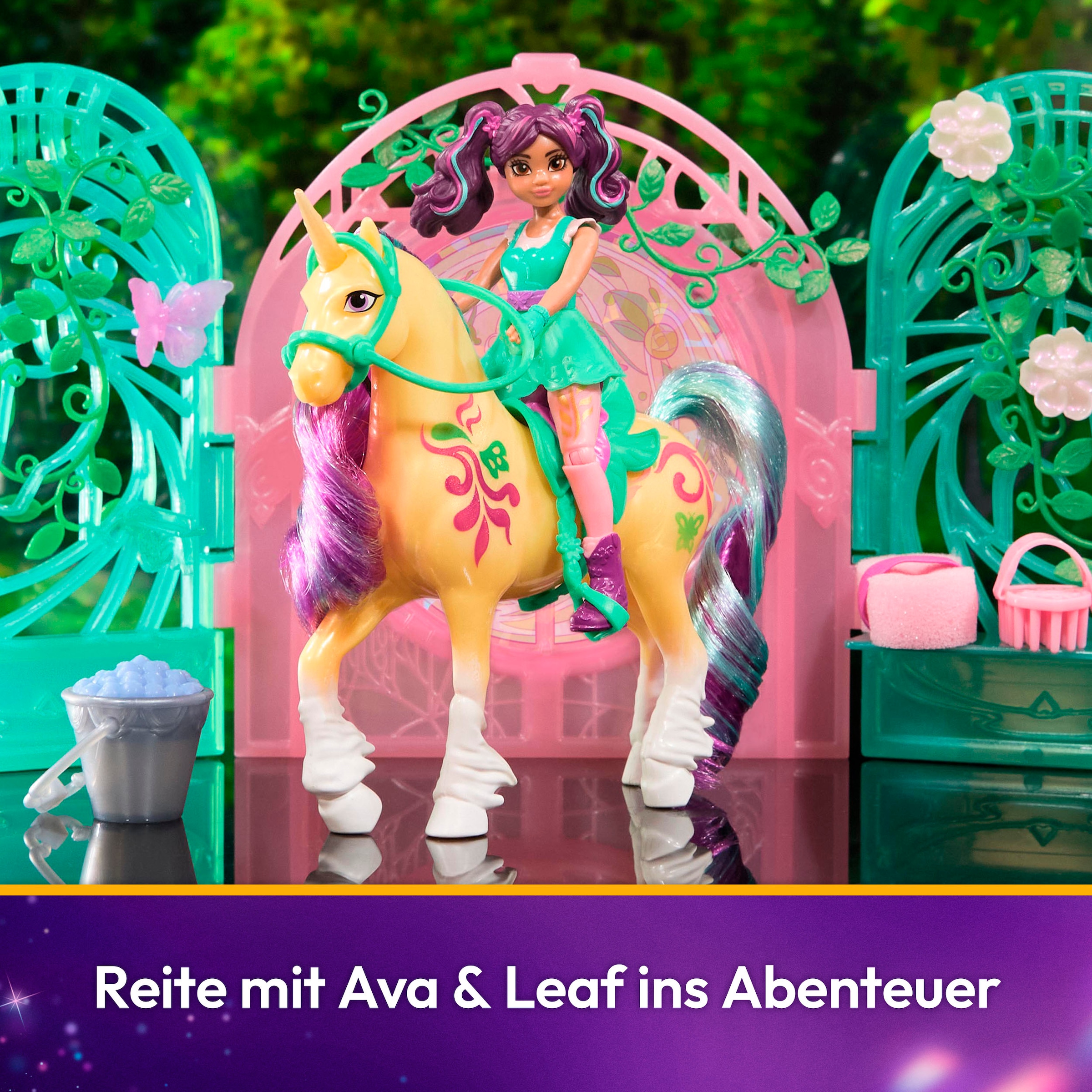 Spin Master Anziehpuppe »Unicorn Academy - Stall Spielset - Ava & Leaf«