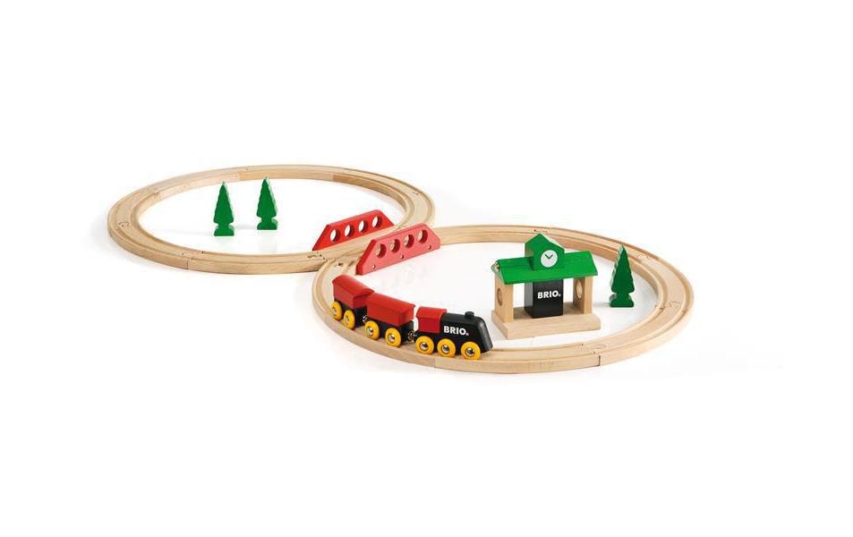 BRIO® Spielzeugeisenbahn-Erweiterung »BRIO® Bahn Acht Set - Classic Line«, (Set)