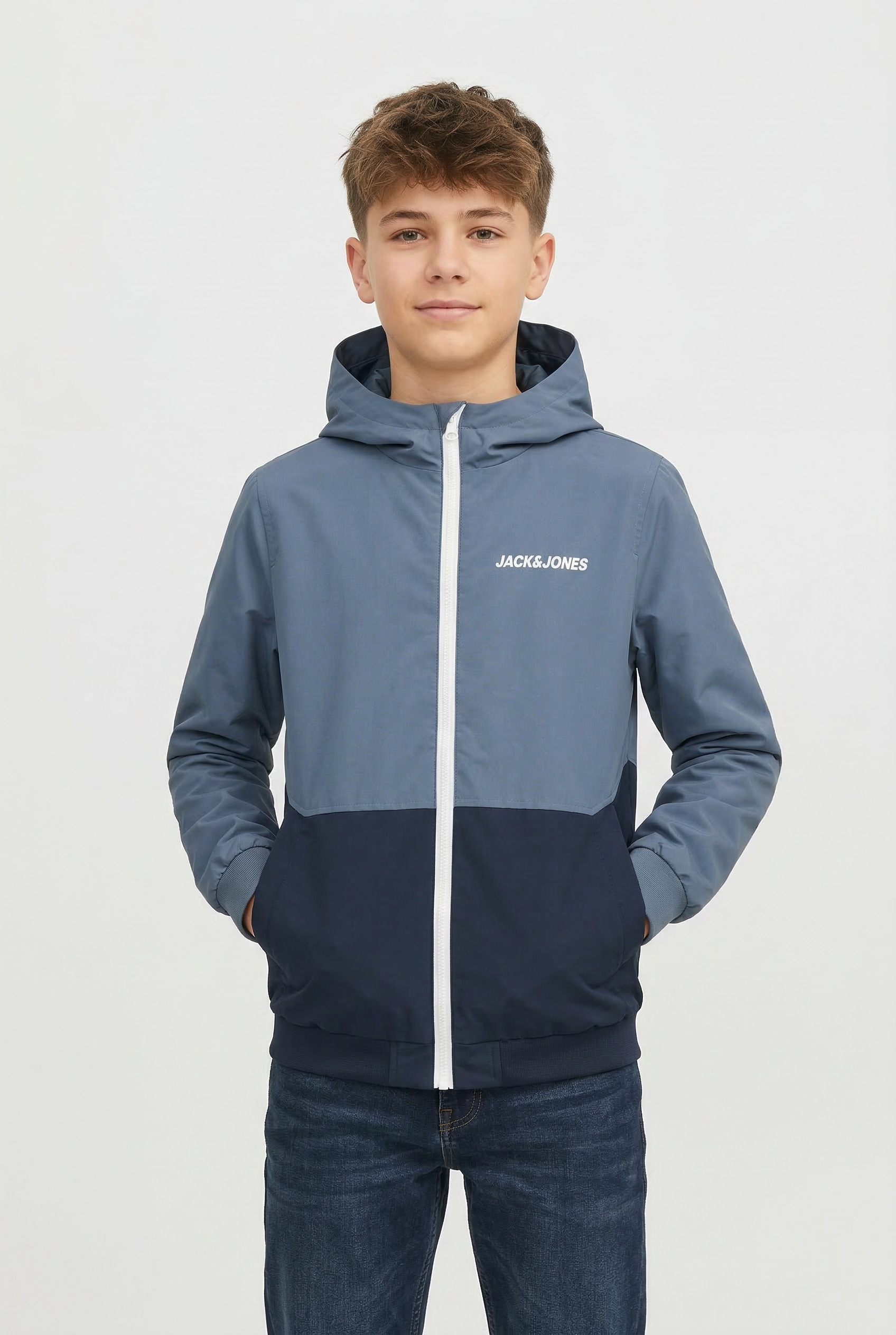 Jack & Jones Junior Outdoorjacke »JJERUSH wasserabweisend, mit Kapuze, mattes Finish« mit Kapuze Polyester, regular fit