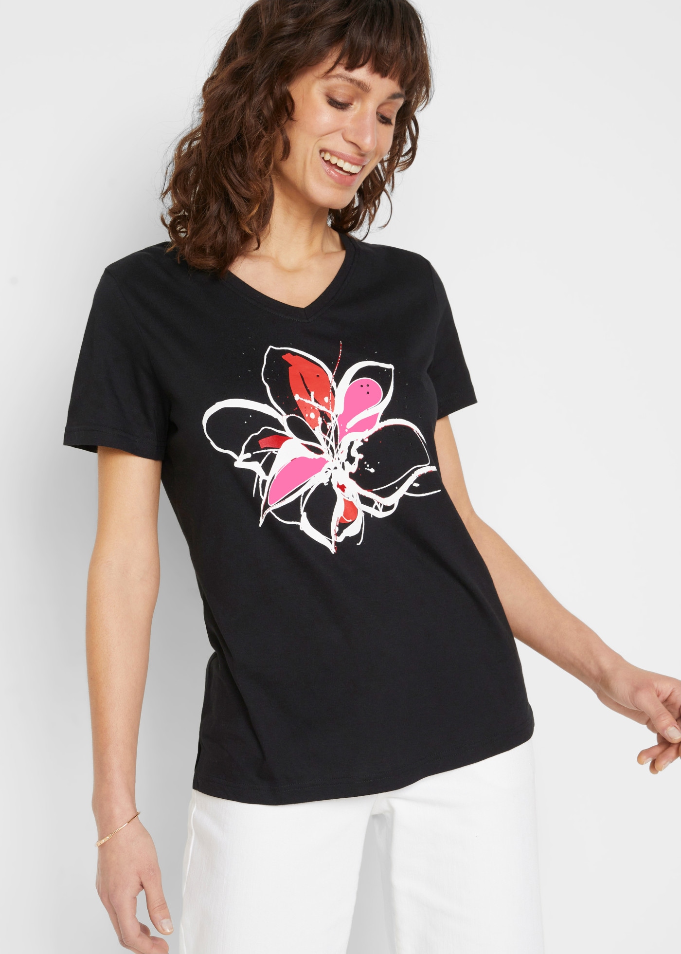 Image of bonprix T-Shirt aus Baumwolle, mit floralem Druck, Kurzarm-Design