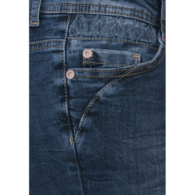 ♕ Cecil Slim-fit-Jeans, im Style Toronto versandkostenfrei kaufen
