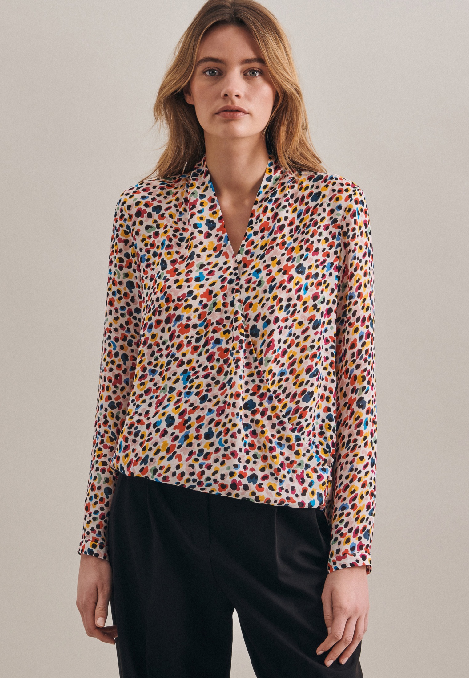 Image of seidensticker Wickelbluse »Schwarze Rose«, Langarm V-Neck Druck bei Ackermann Versand Schweiz