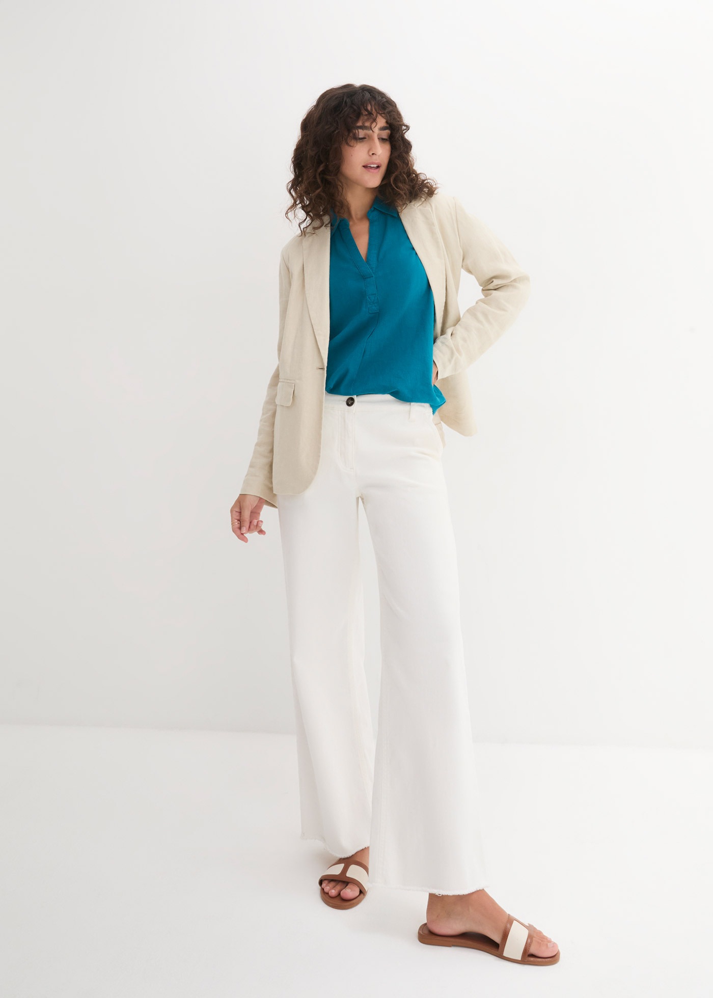 bonprix Blouse à manches longues »3/4-Arm Bluse mit Leinen« figurumspielende Passform, für vielseitige Alltagslooks