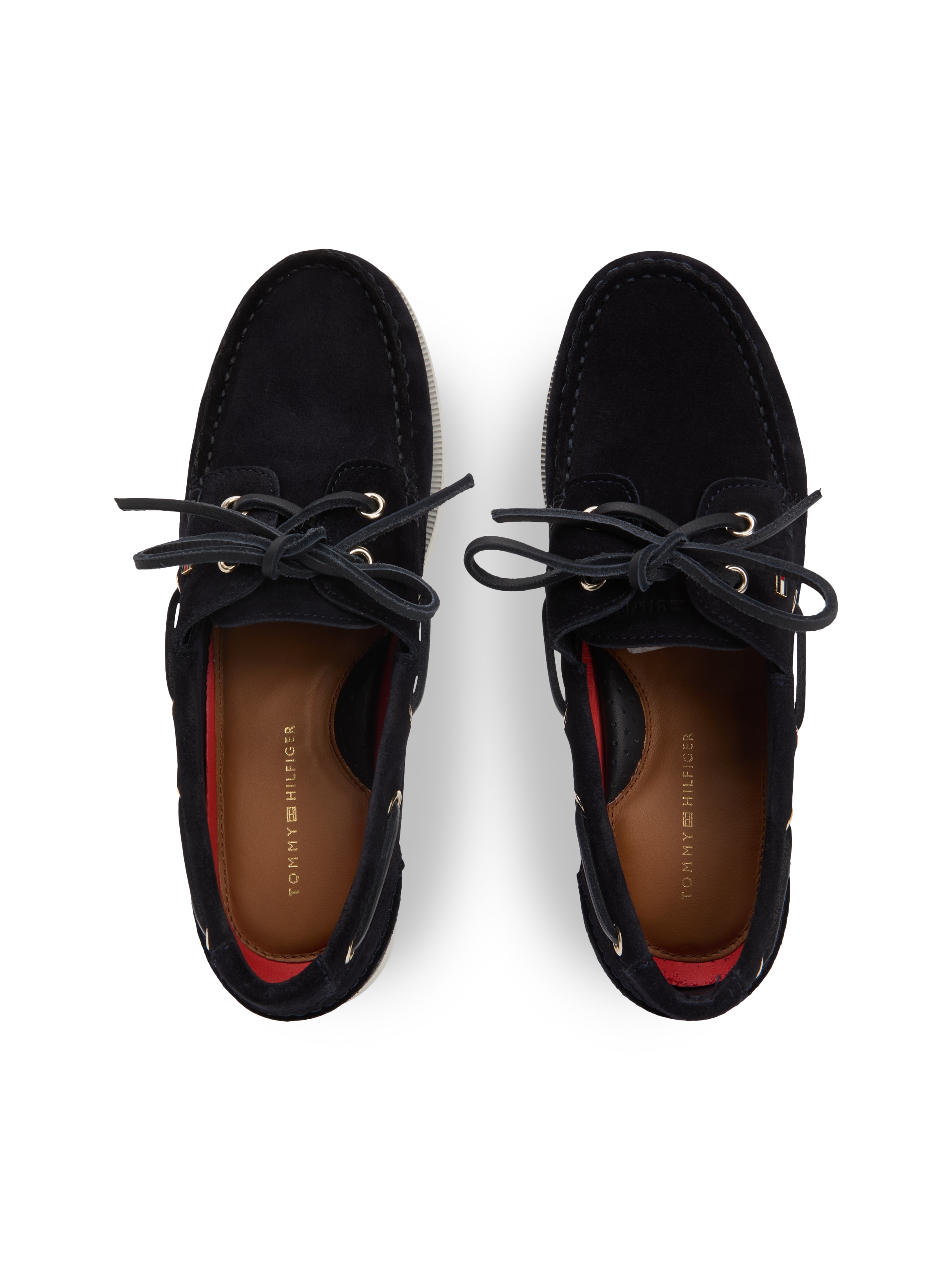 Tommy Hilfiger Bottes »HILFIGER SUEDE BOAT SHOE«  Chaussure décontractée, chaussure basse, à lacets avec œillets mode