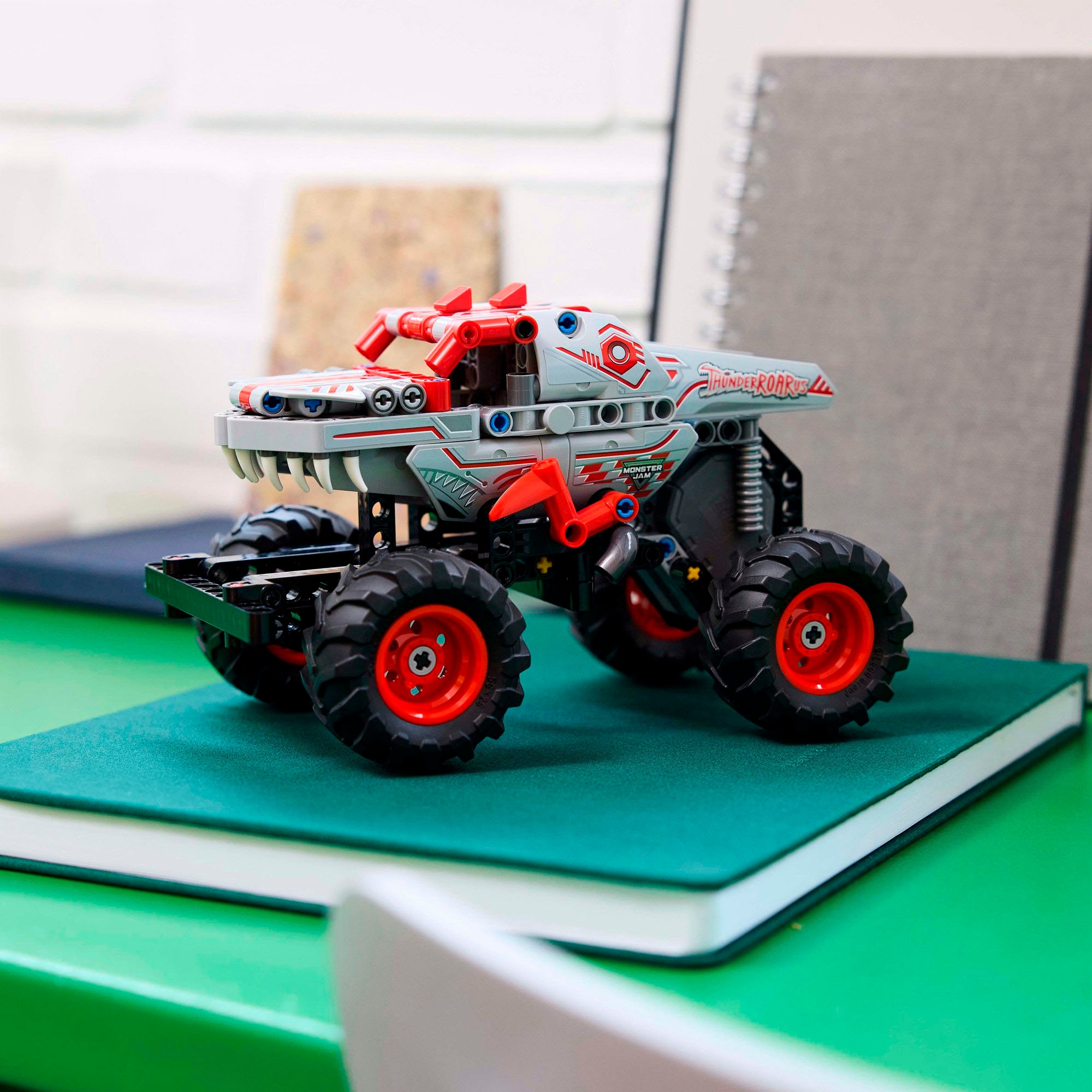 LEGO® Pions de construction »Monster Jam™ ThunderROARus™ (42200), LEGO Technic« Made in Europe