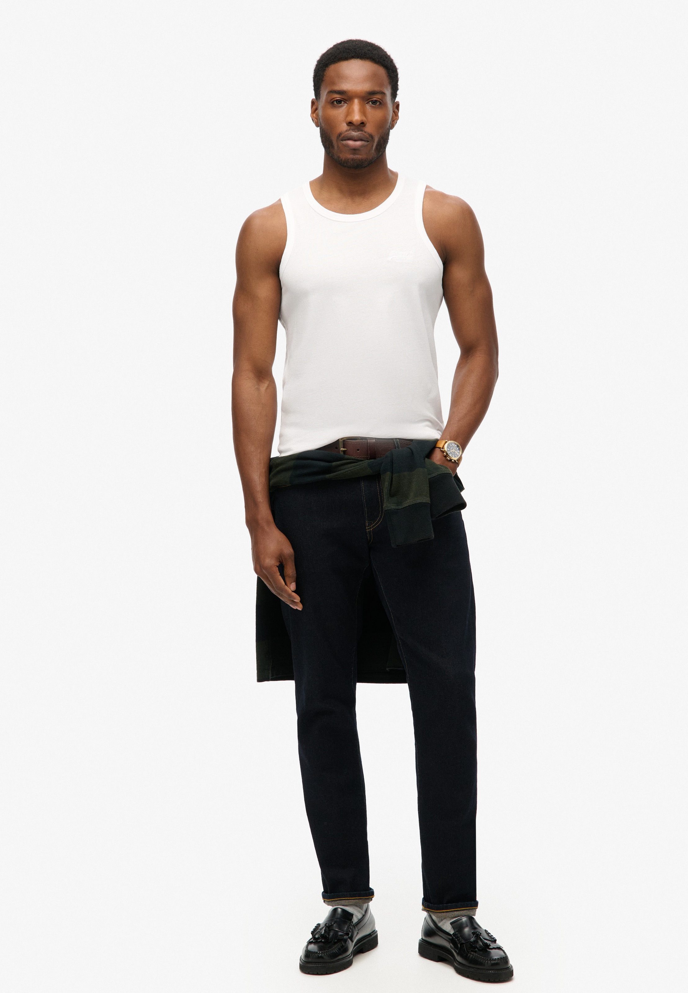 Superdry Tanktop »ESSENTIAL LOGO VEST UB« mit Markenlabel, aus Baumwolle und Single Jersey, Slim Fit, ärmellos