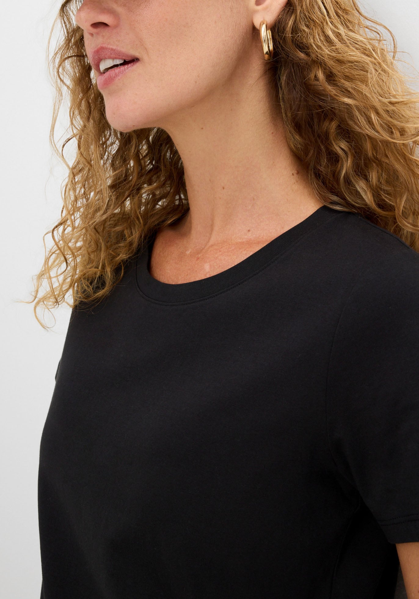 bonprix T-shirt Paquet, 2 cuis lockere Passform, Kurzarm, Rundhalsausschnitt, aus Baumwolle
