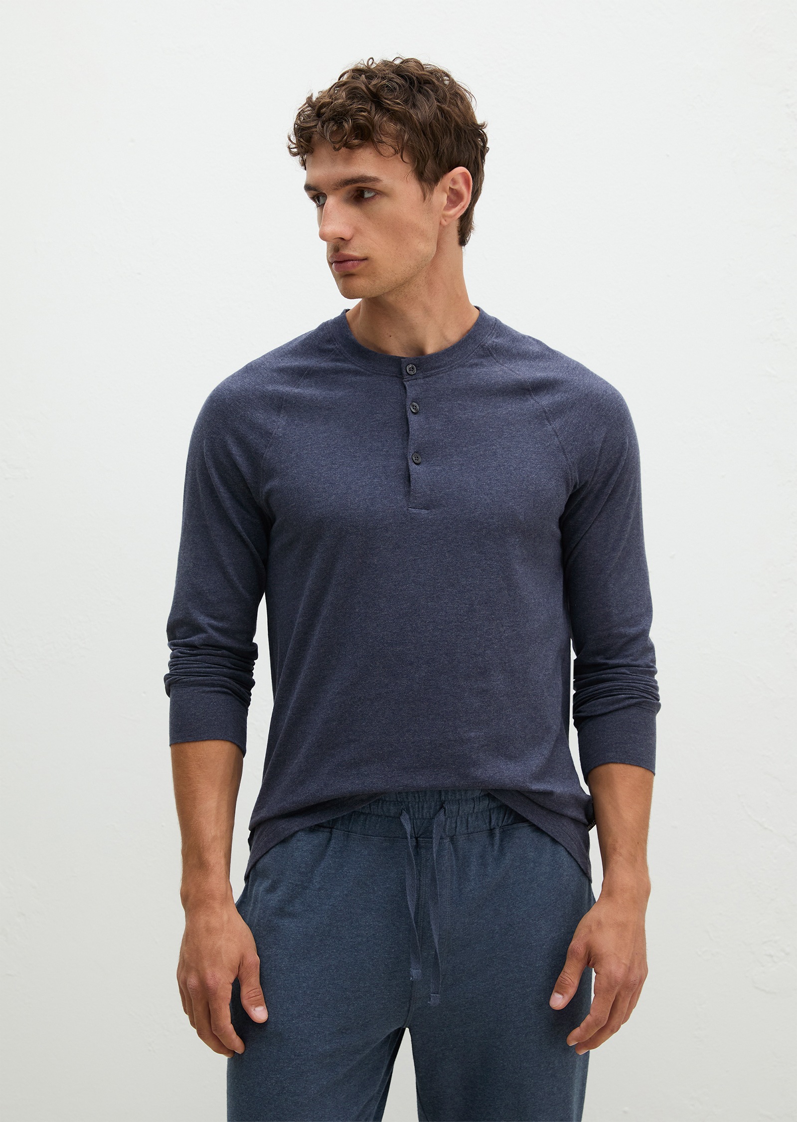 Image of Marc OPolo Langarmshirt mit Rundhals und Knopfleiste, lässige Passform