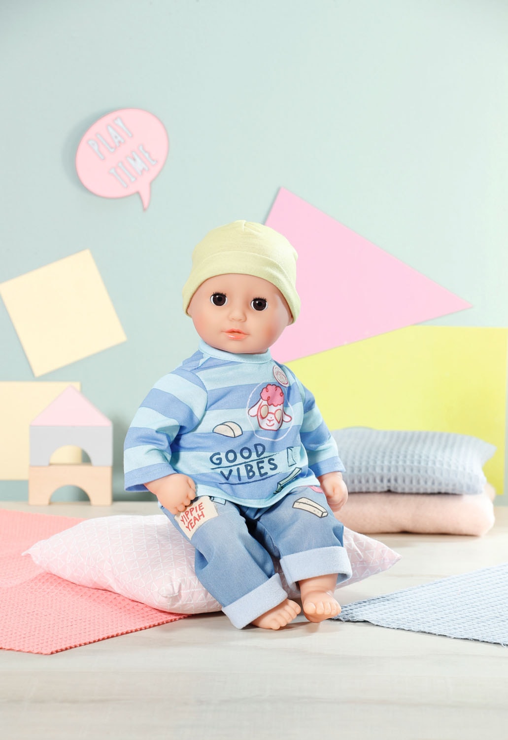 Baby Annabell Puppenkleidung »Little Shirt & Hose, 36 cm«, mit Kleiderbügel