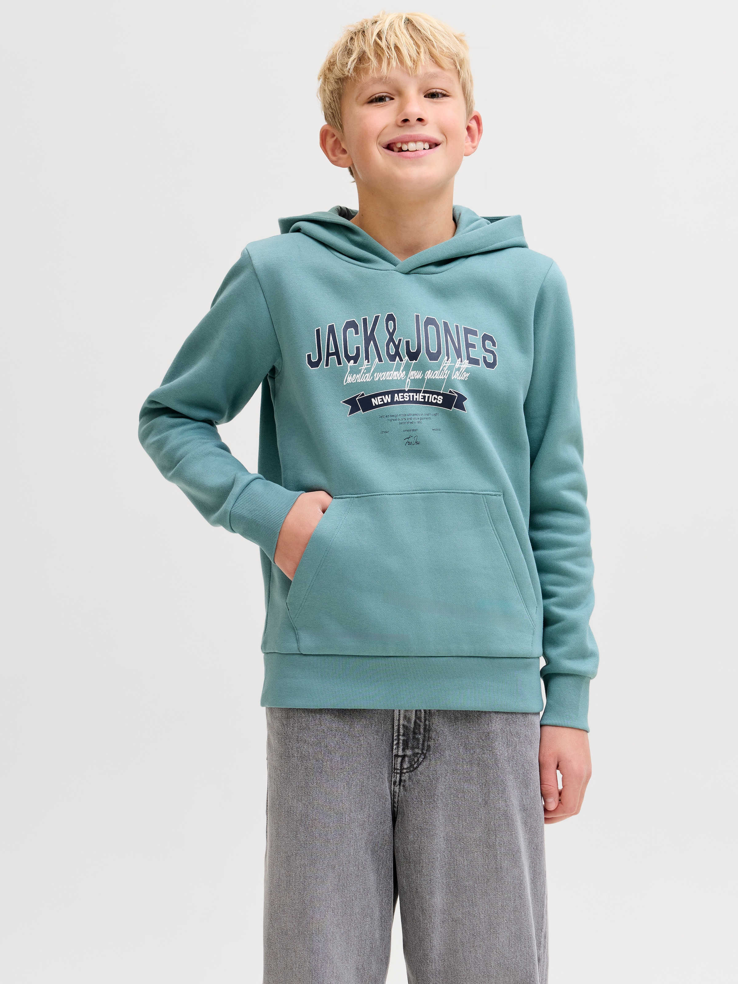 Jack & Jones Junior Sweat à capuche »JJELOGO SWEAT HOOD 2 COL AW25 NOOS JNR«
