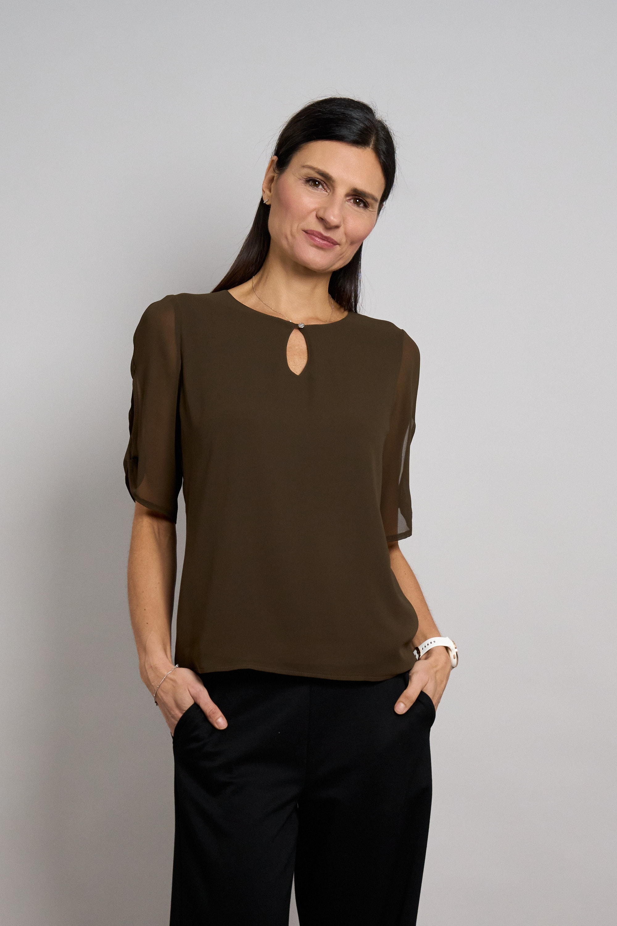 Image of Seidel Moden Chiffonbluse "Otto exclusiv" Halbarm mit Cut-Out-Detail und Glitzerstein - MADE IN GERMANY