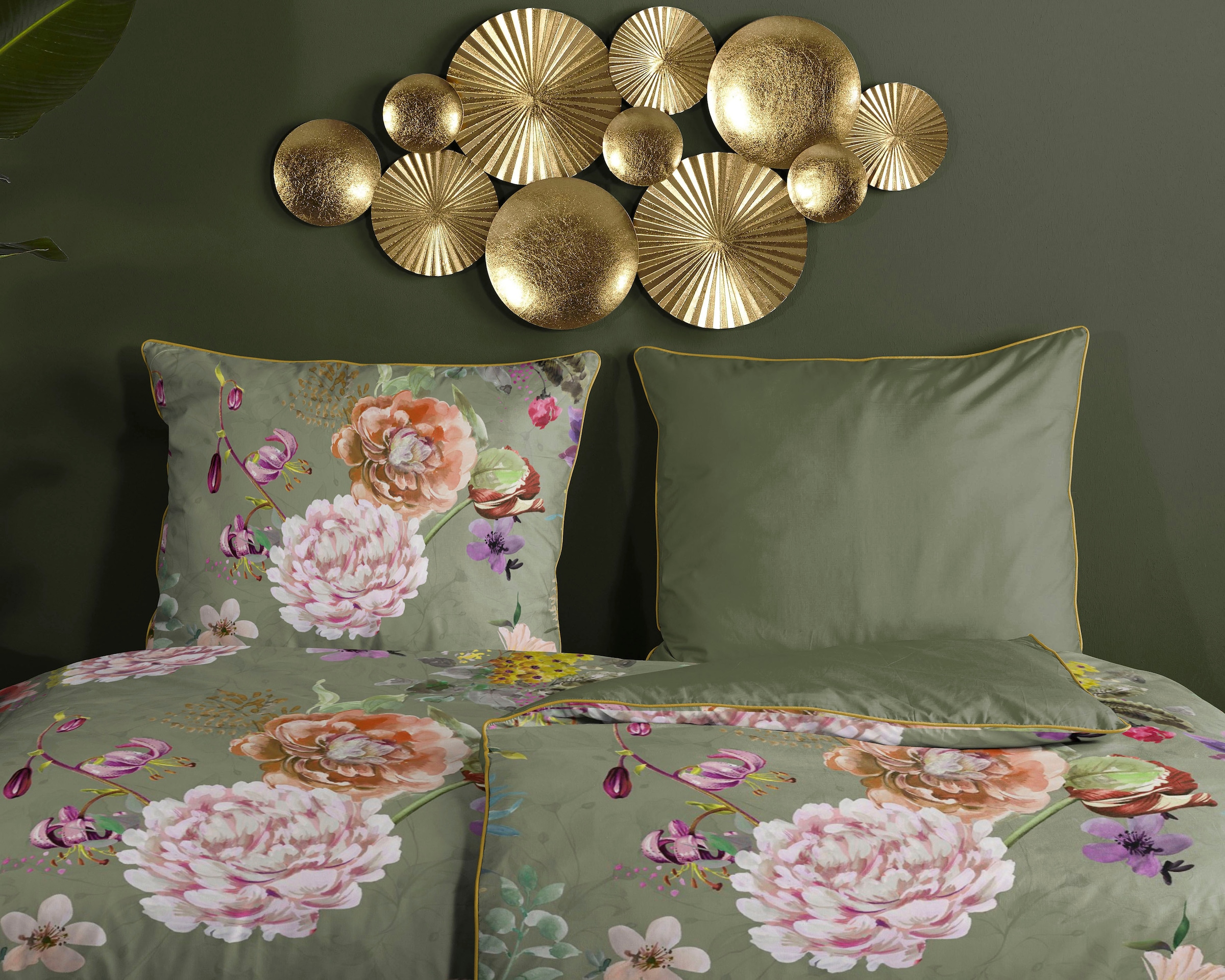 Descanso Wendebettwäsche »Parma«, Baumwolle, Satin, 135x200, Biese, Reissverschluss, Wendeoptik, Blumen