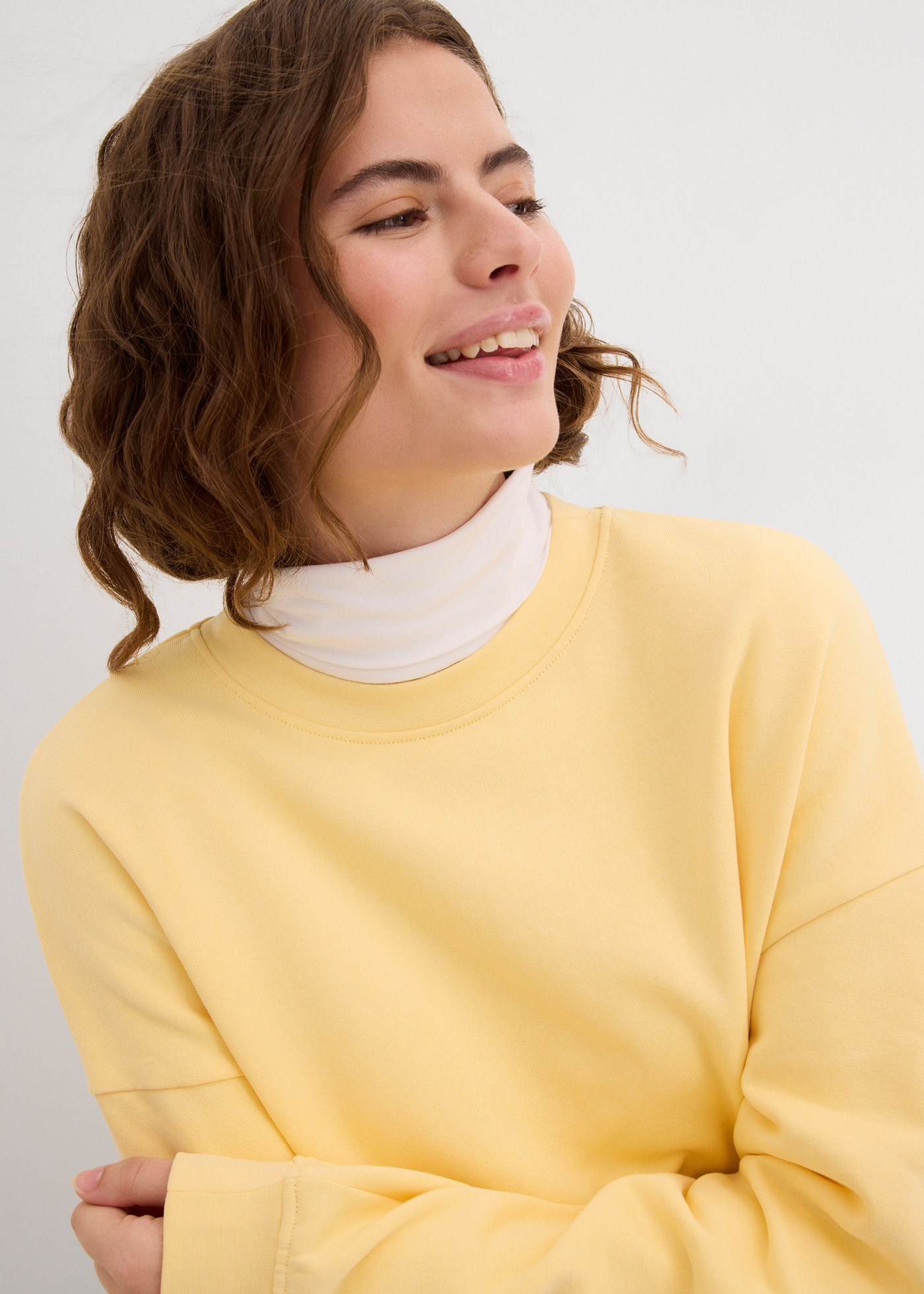 bonprix Sweat-shirt , coupe oversize, en pur coton, bords élastiques
