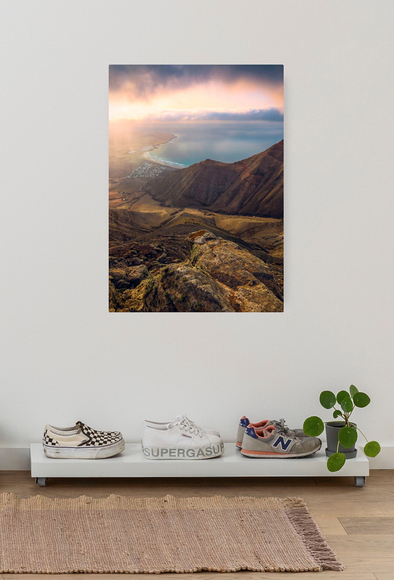 Image of Komar Leinwandbild "Cliffs of Famara - Grösse 40 x 60 cm" Baum Berge Blumen Blätter Foto Jahreszeiten Landschaft Meer Natur Palmen Strand Packung, 1 Stk. tlg. Keilrahmenbild mi Echtholzrahmen