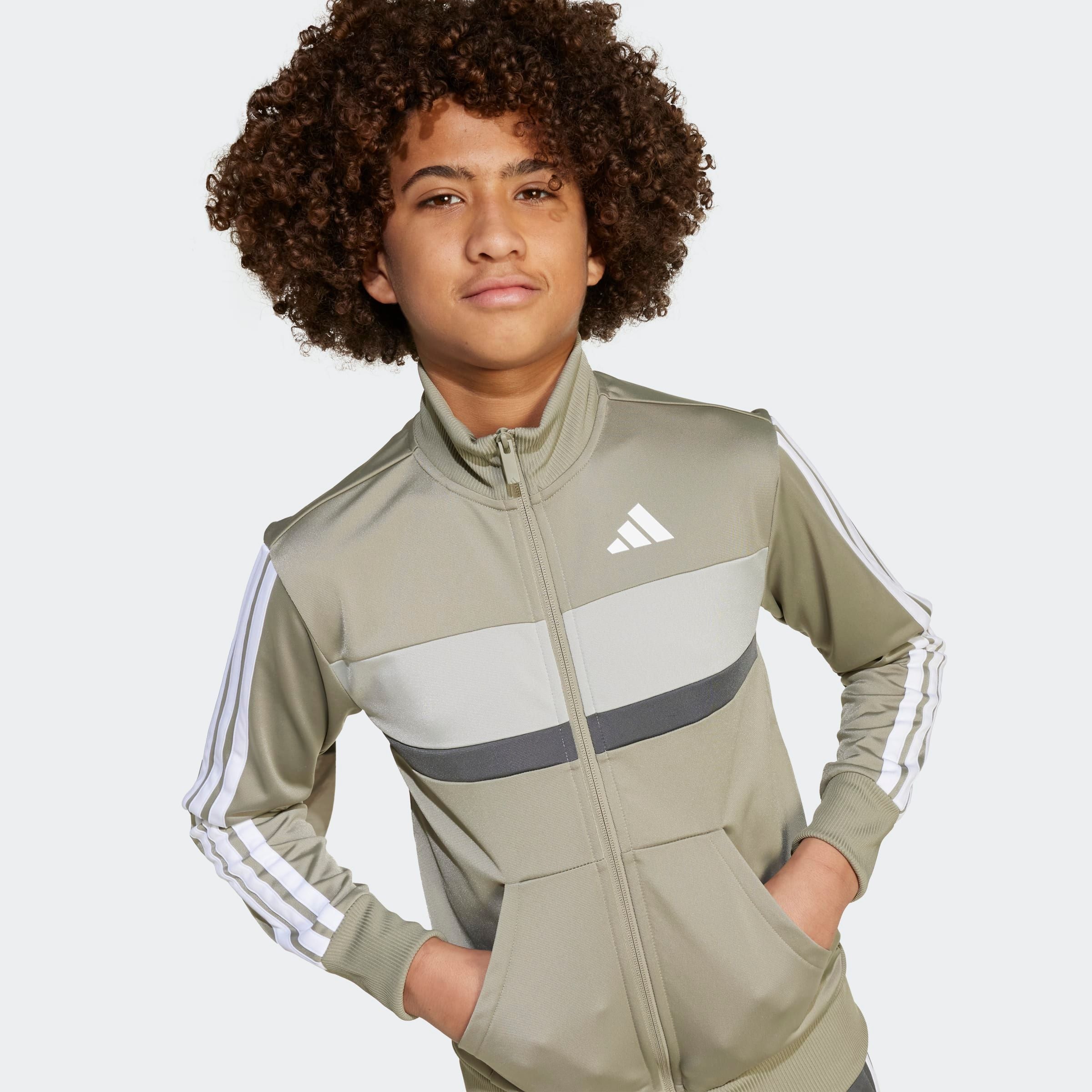 adidas Sportswear Trainingsanzug »SEASONAL ESSENTIALS TIBERIO 3-STREIFEN TRICOT KIDS« 2 Stk.