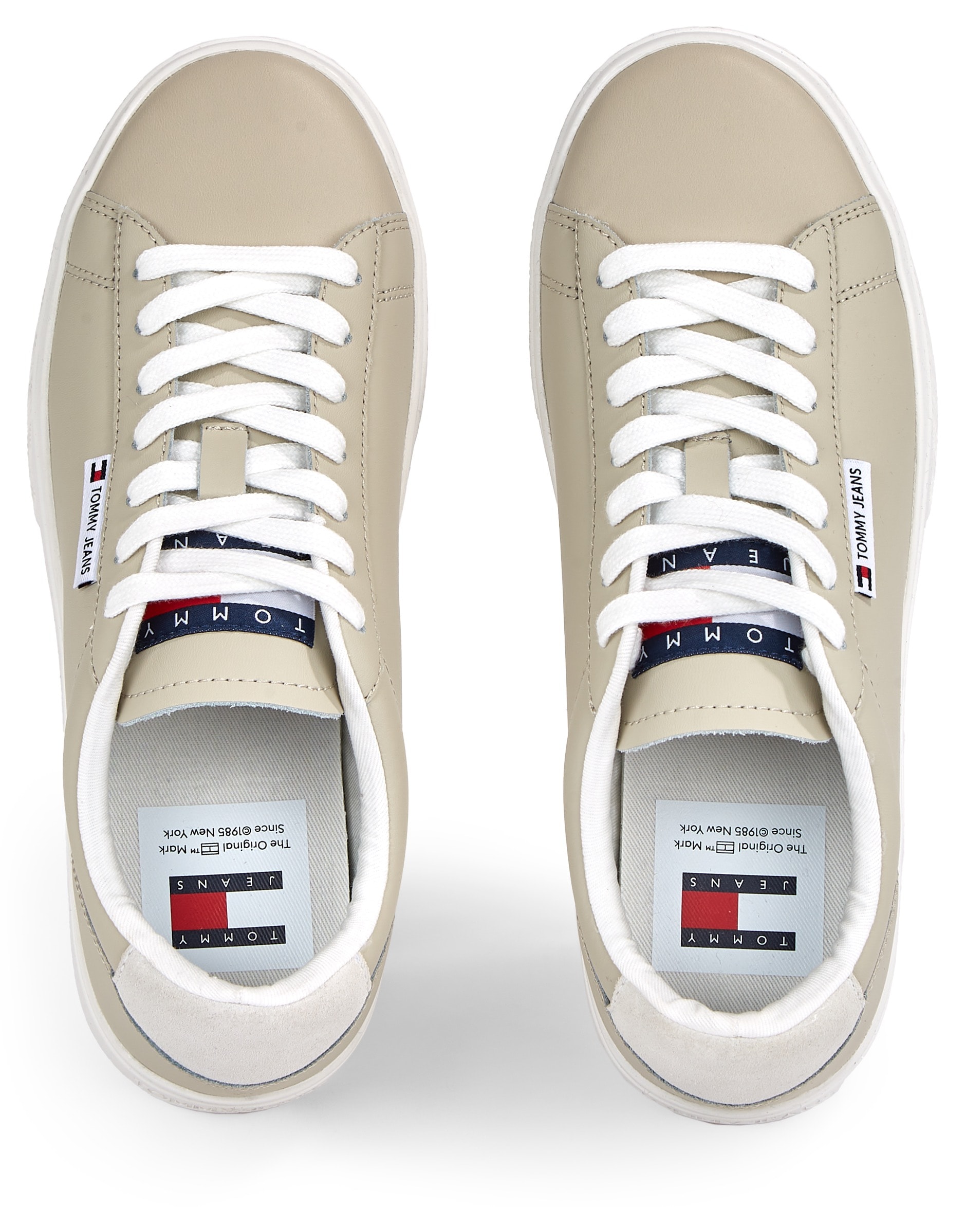 Tommy Jeans Plateausneaker »TJW CUPSOLE SNEAKER ESS«, mit Logoaufnäher an der Zunge, Freizeitschuh, Halbschuh, Schnürschuh