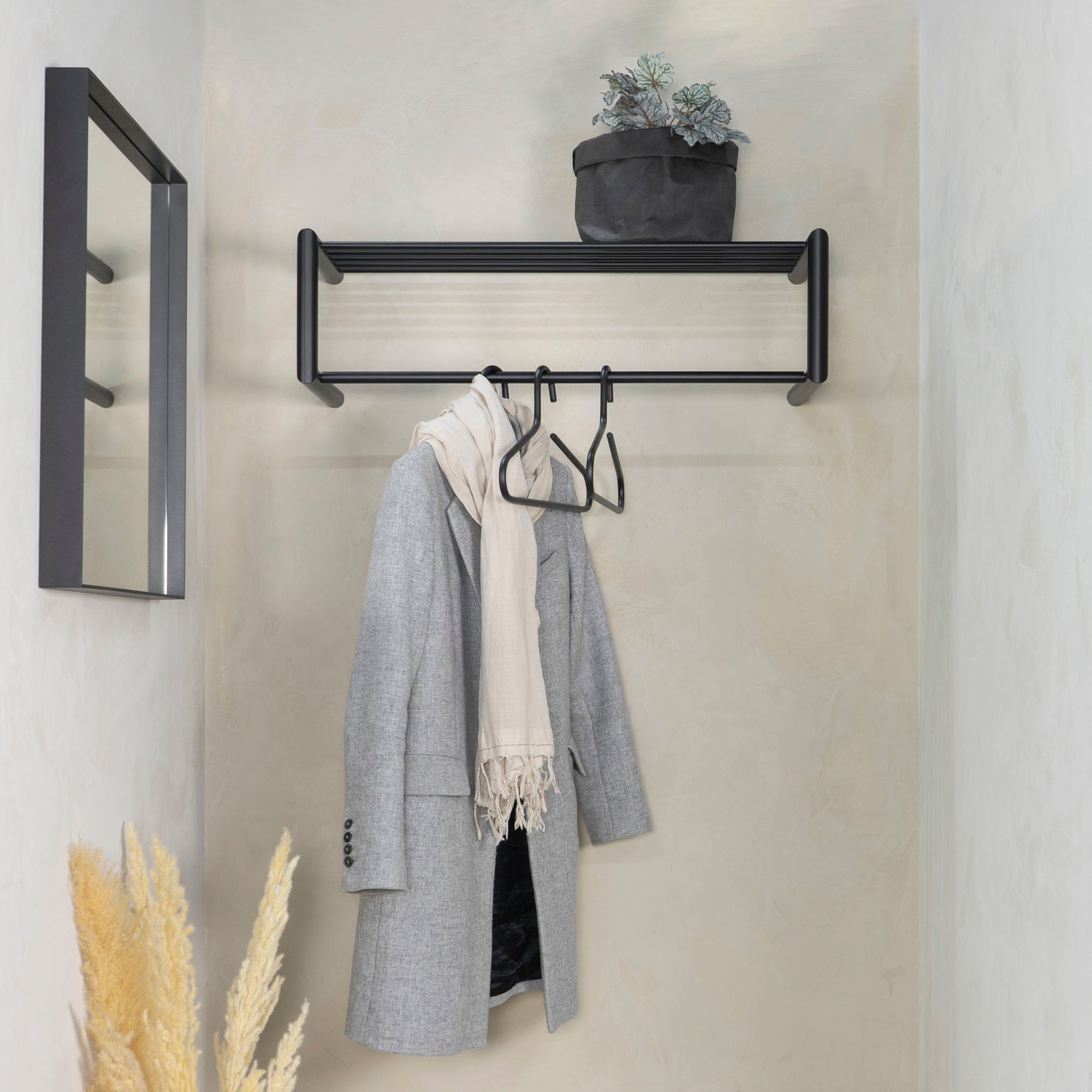 Image of Spinder Design Garderobenleiste "SMOOTH" Schlichter Wandgarderobenständer aus Stahl