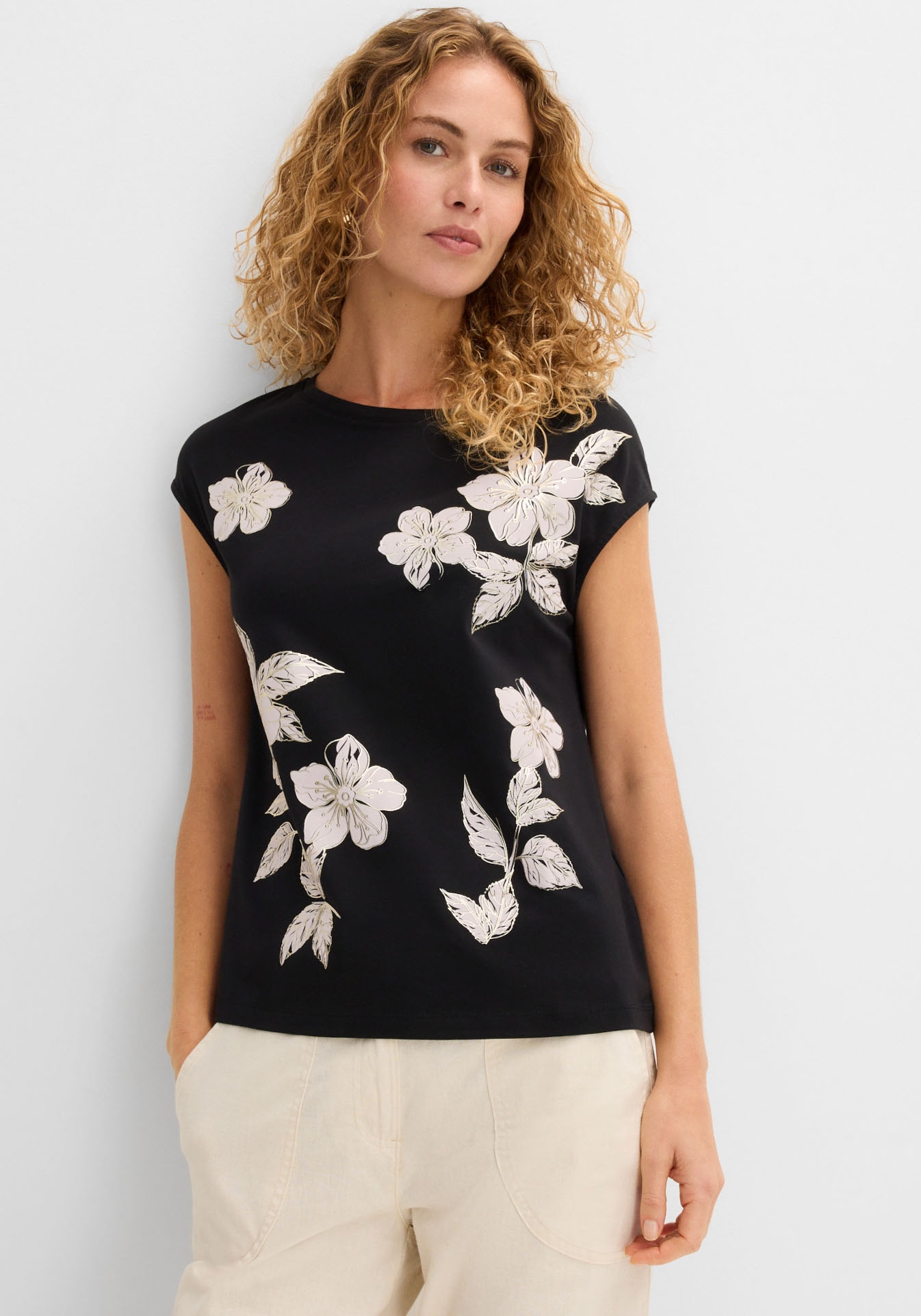 Image of bonprix T-Shirt gerade Passform, Kurzarm, mit modischem Frontprint