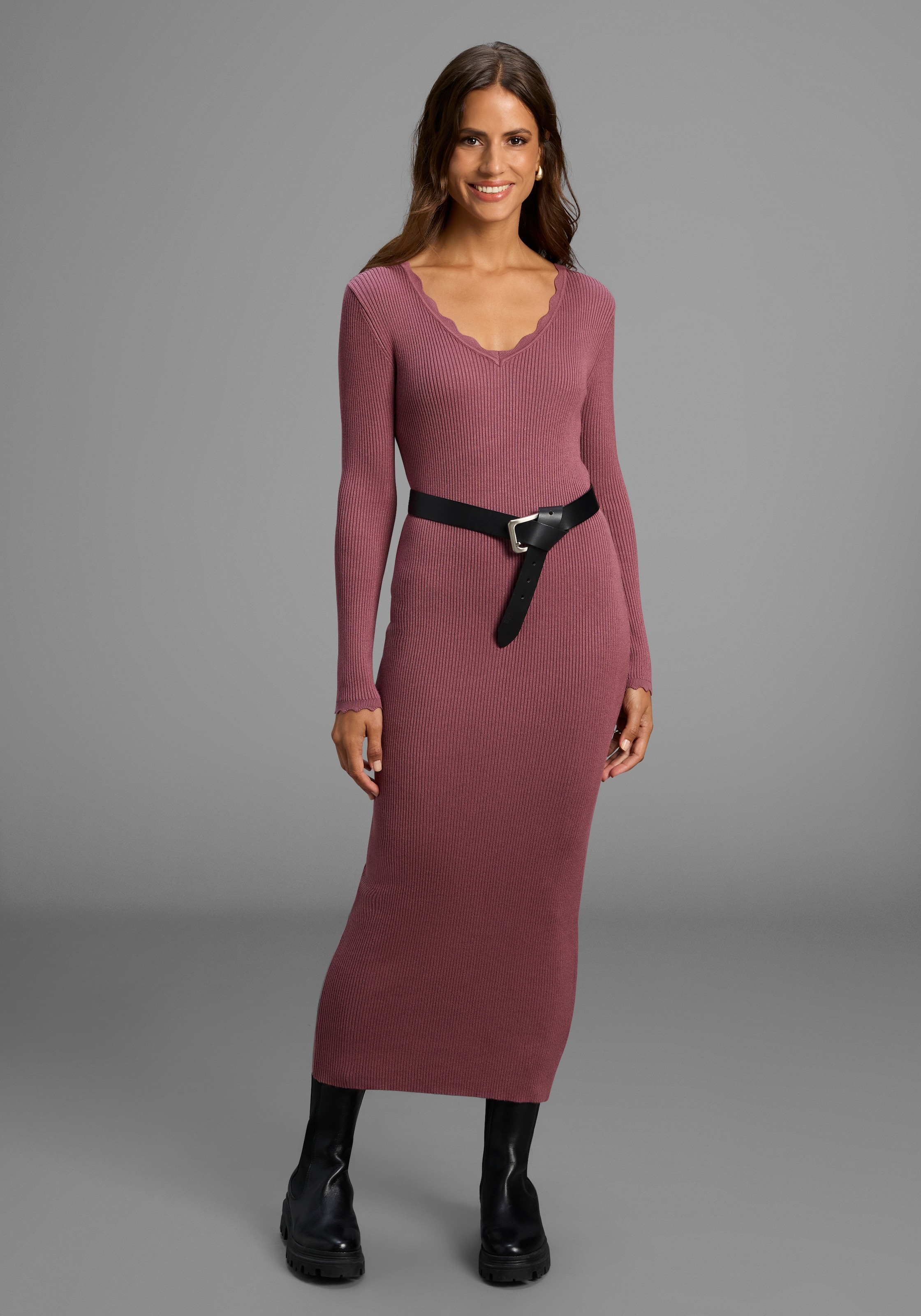 Image of Laura Scott Strickkleid in Midi-Länge mit femininen Wellenkanten - NEUE KOLLEKTION