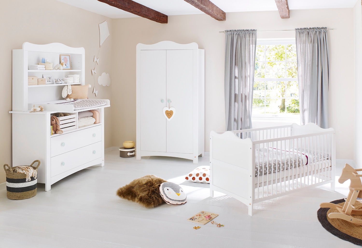 Babyzimmer-Komplettset »Florentina«, (Set, 4 St., Kinderbett, Kleiderschrank,...