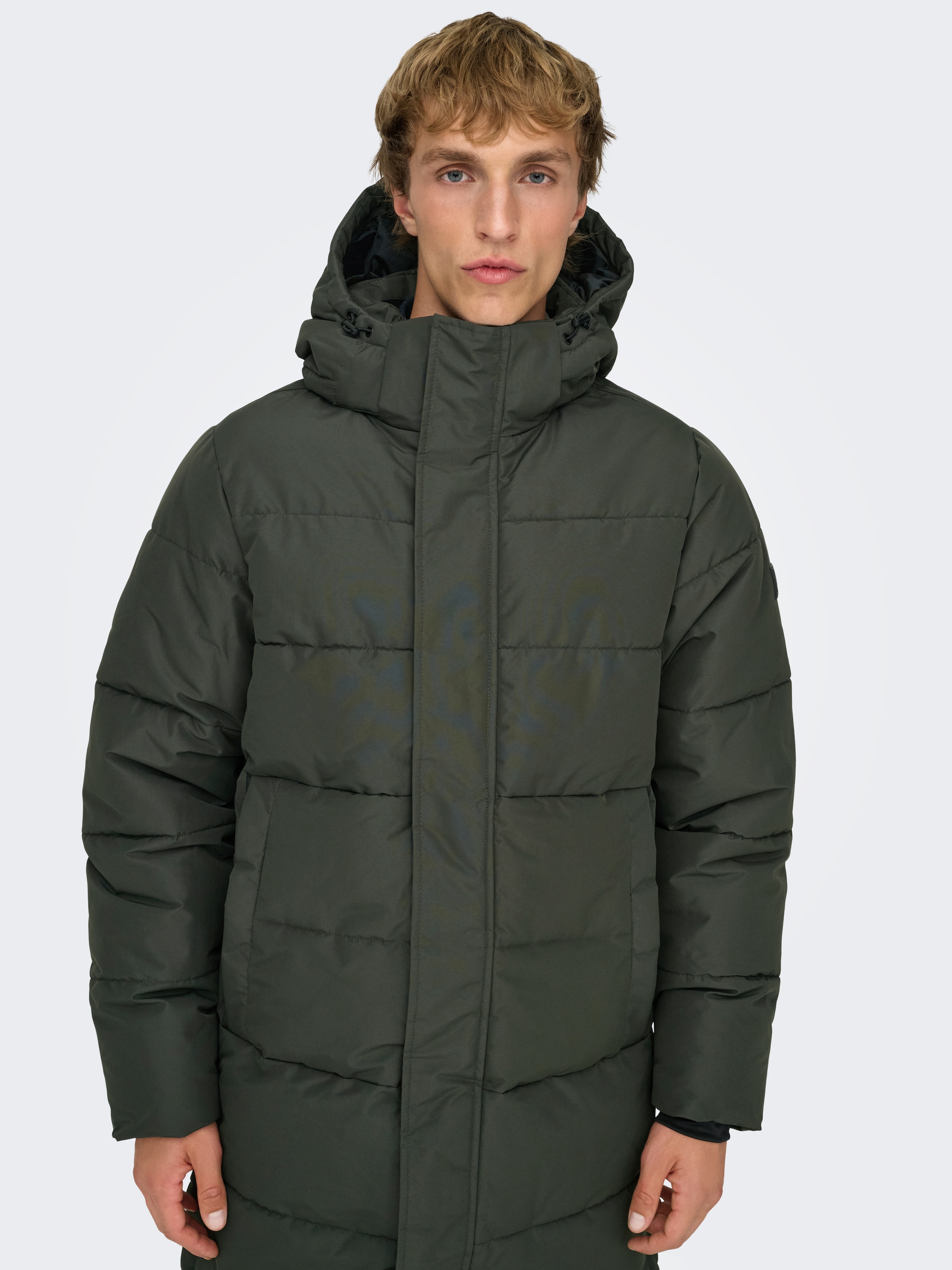 ONLY & SONS Veste matelassée »ONSCARL LIFE LONG QUILTED COAT NOOS OTW« mit Kapuze