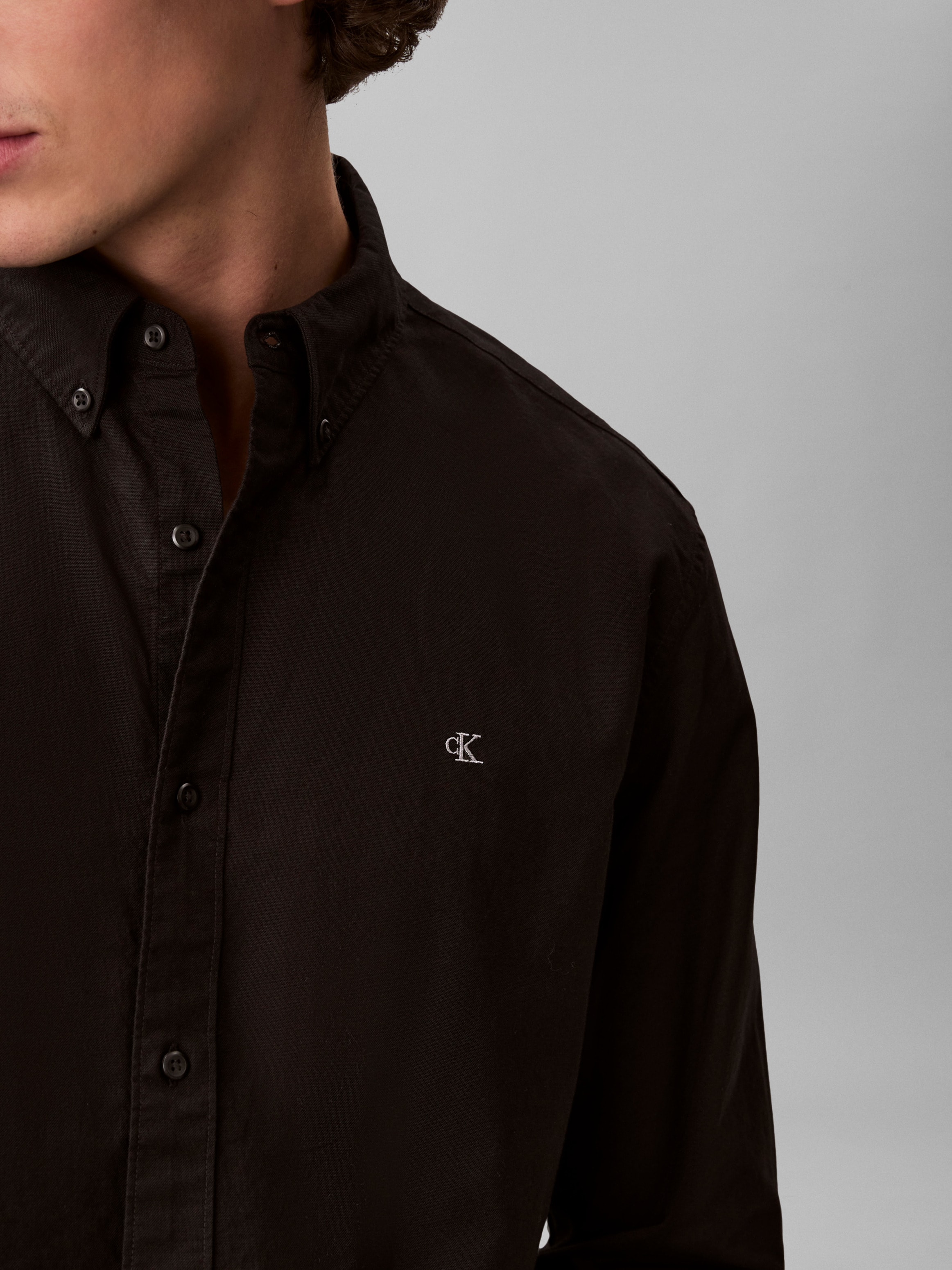 Calvin Klein Jeans Chemise à manches longues »LS SOLID OXFORD CLASSIC SHIRT« Mit Rundhalsausschnitt